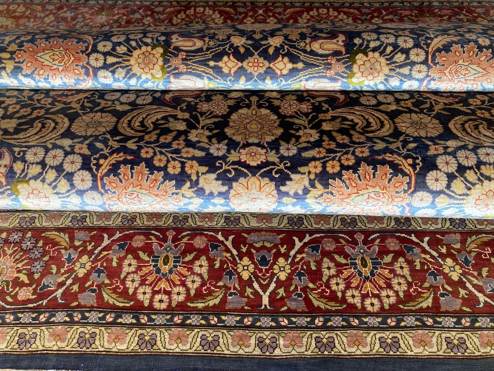 Türkischer Hereke-Teppich aus Seide im Vintage-Stil 1,55m x 1,12m im Angebot 7