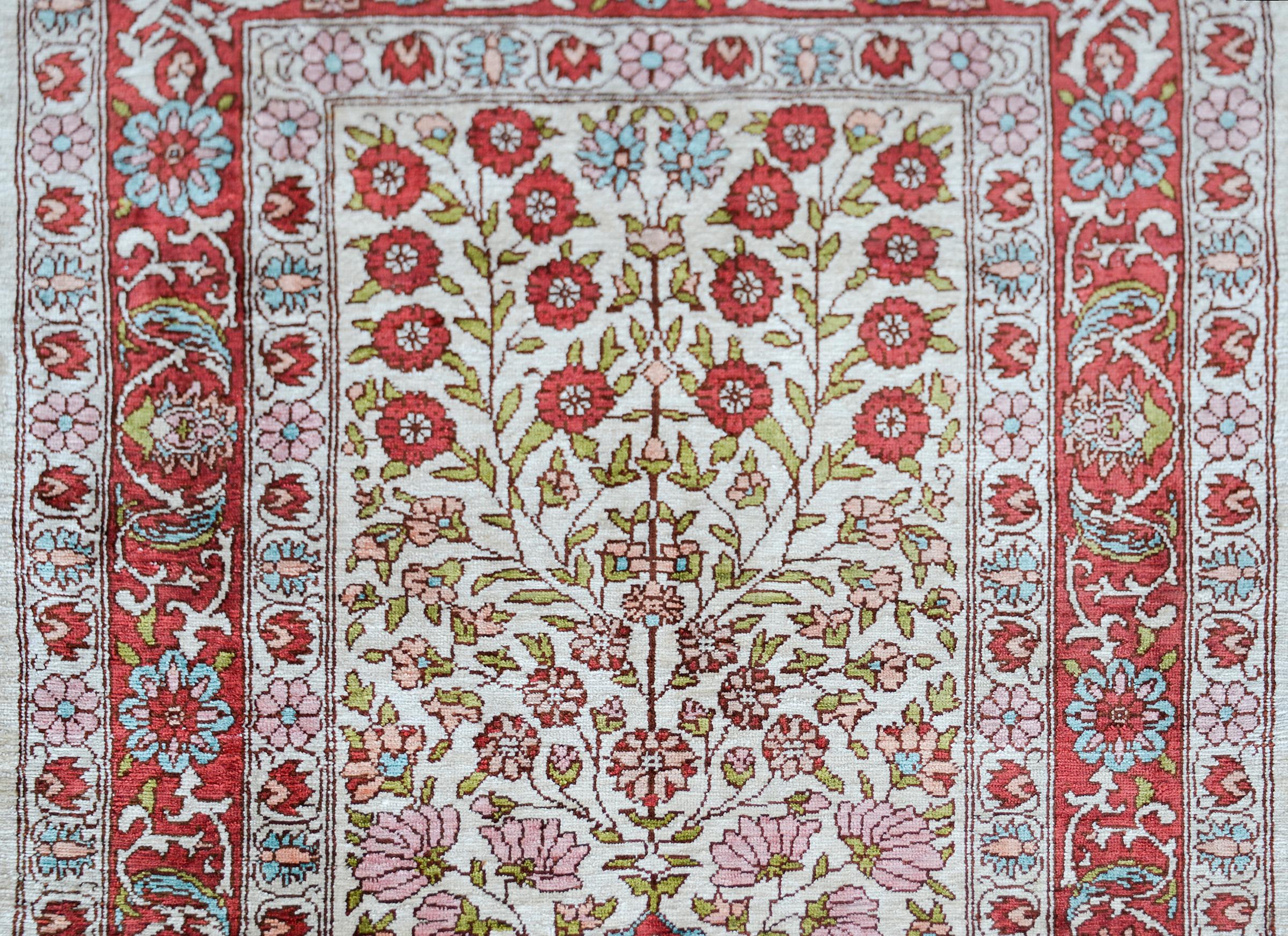 Turc Vieux tapis turc en soie Hereke en vente