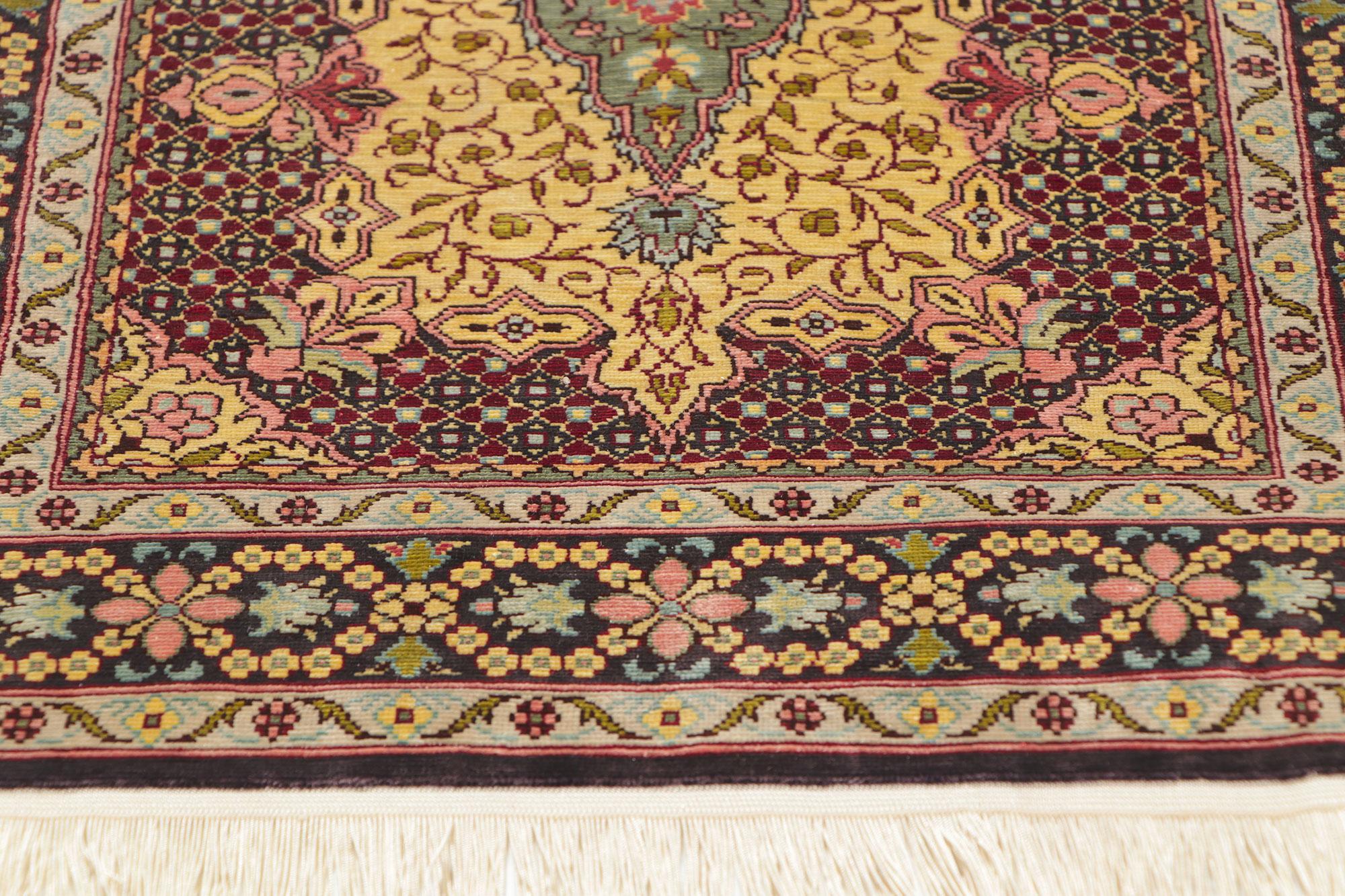 Vintage Türkische Seide Hereke Teppich (20. Jahrhundert) im Angebot