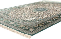 Türkischer Hereke-Teppich aus Seide im Vintage-Stil, Regal Charm Meets Stately Decadence