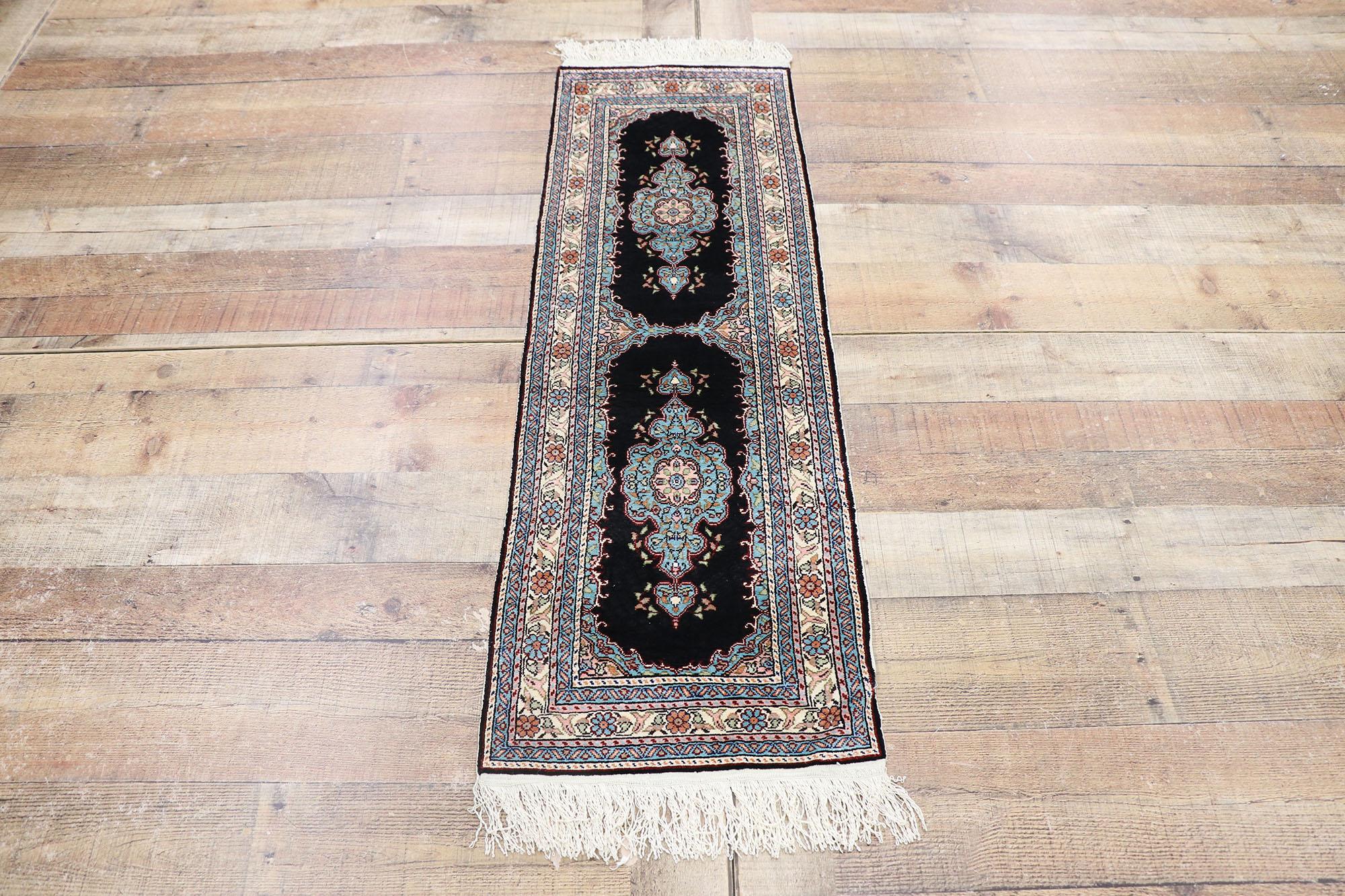 Vintage Turkish Silk Hereke Rug with Neoclassical Victorian Style For Sale 2