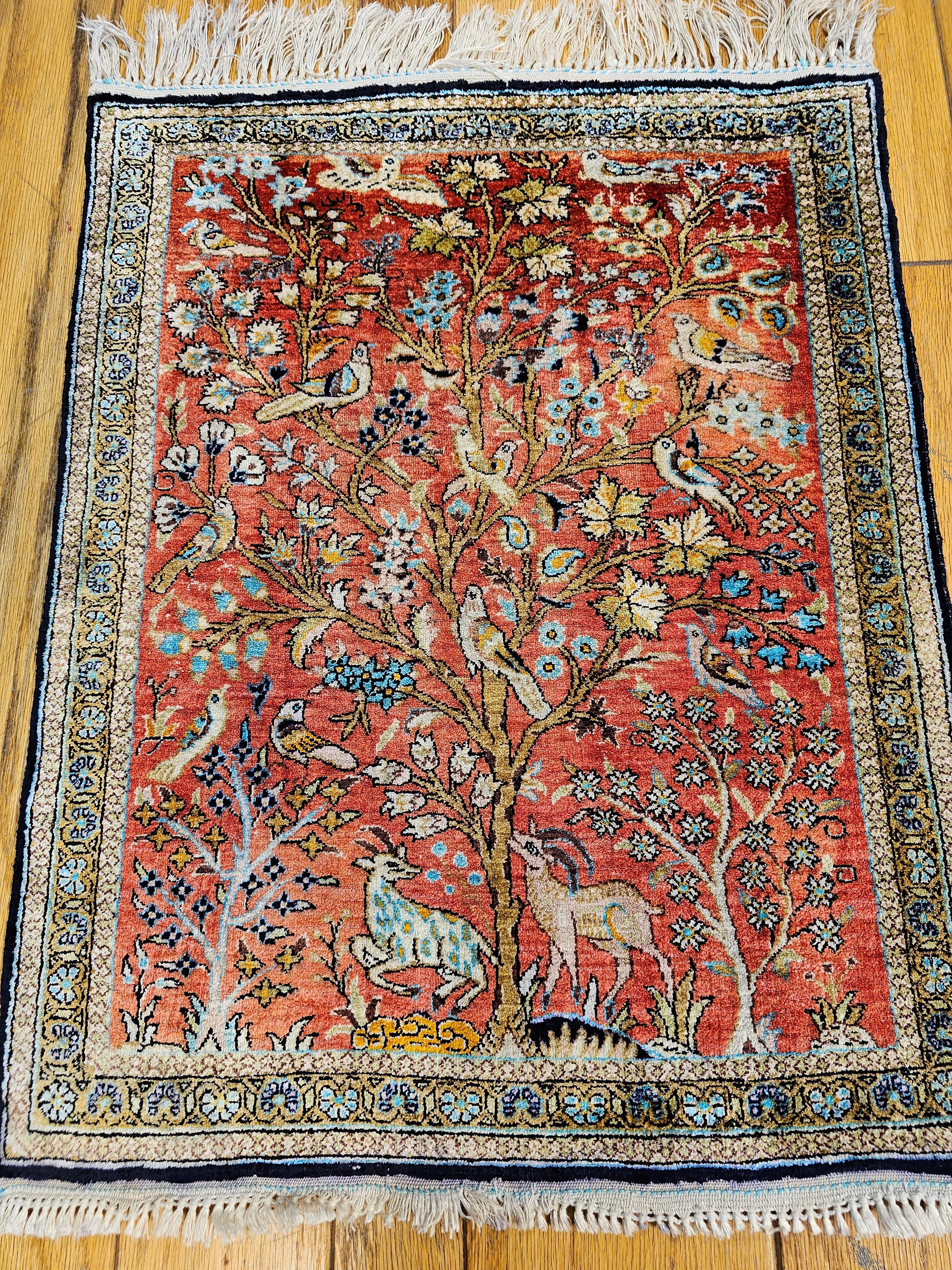  A beautiful Turkish silk prayer rug with a 