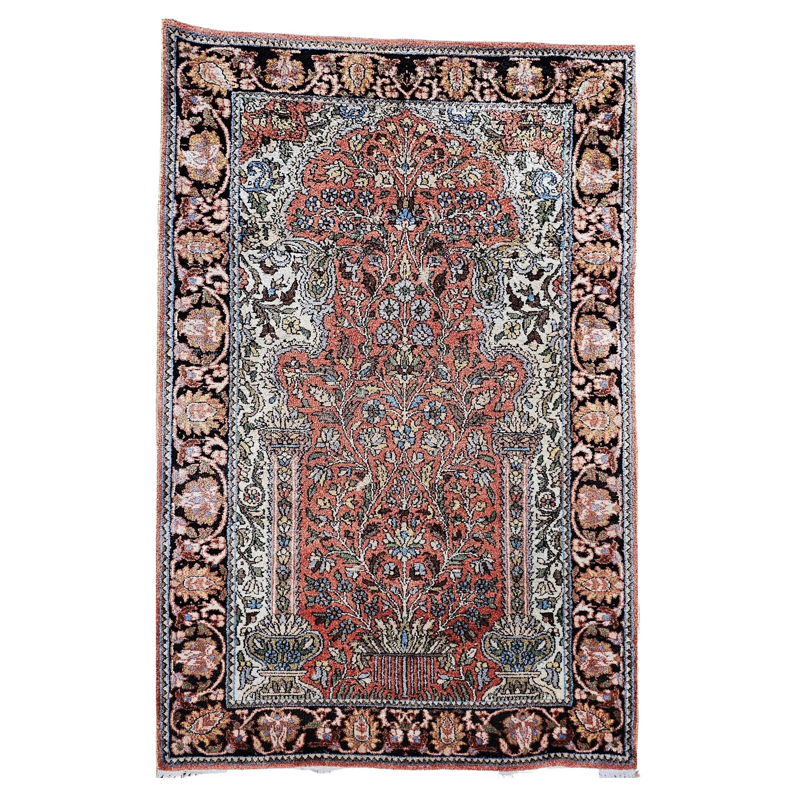 Tapis turc vintage en soie représentant l'arbre de vie en rouge rouille, bleu, Brown, ivoire en vente