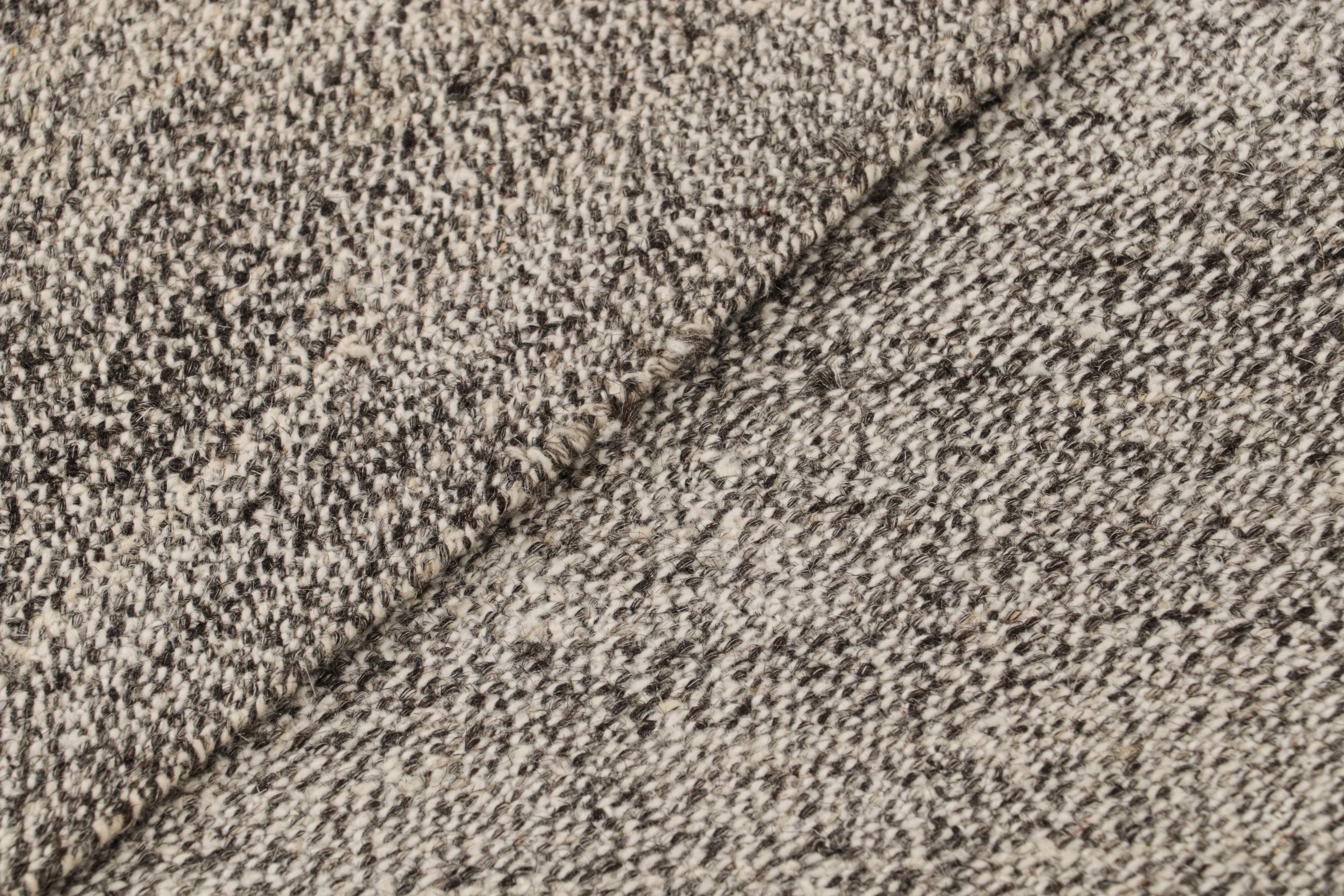 Alfombra turca vintage de lana gris plateada by Rug & Kilim Lana en venta