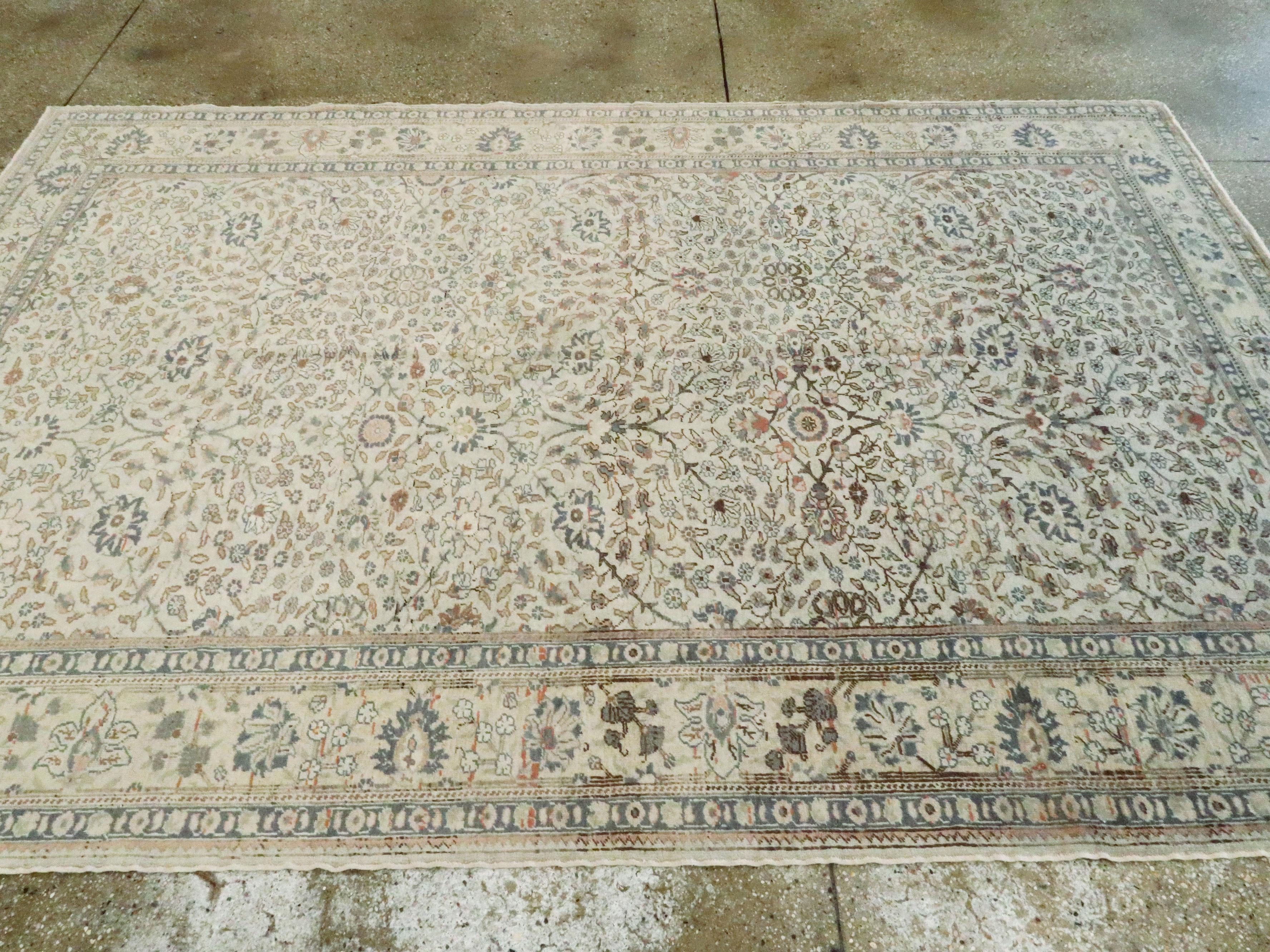 Türkischer Sivas-Teppich im Vintage-Stil im Angebot 1