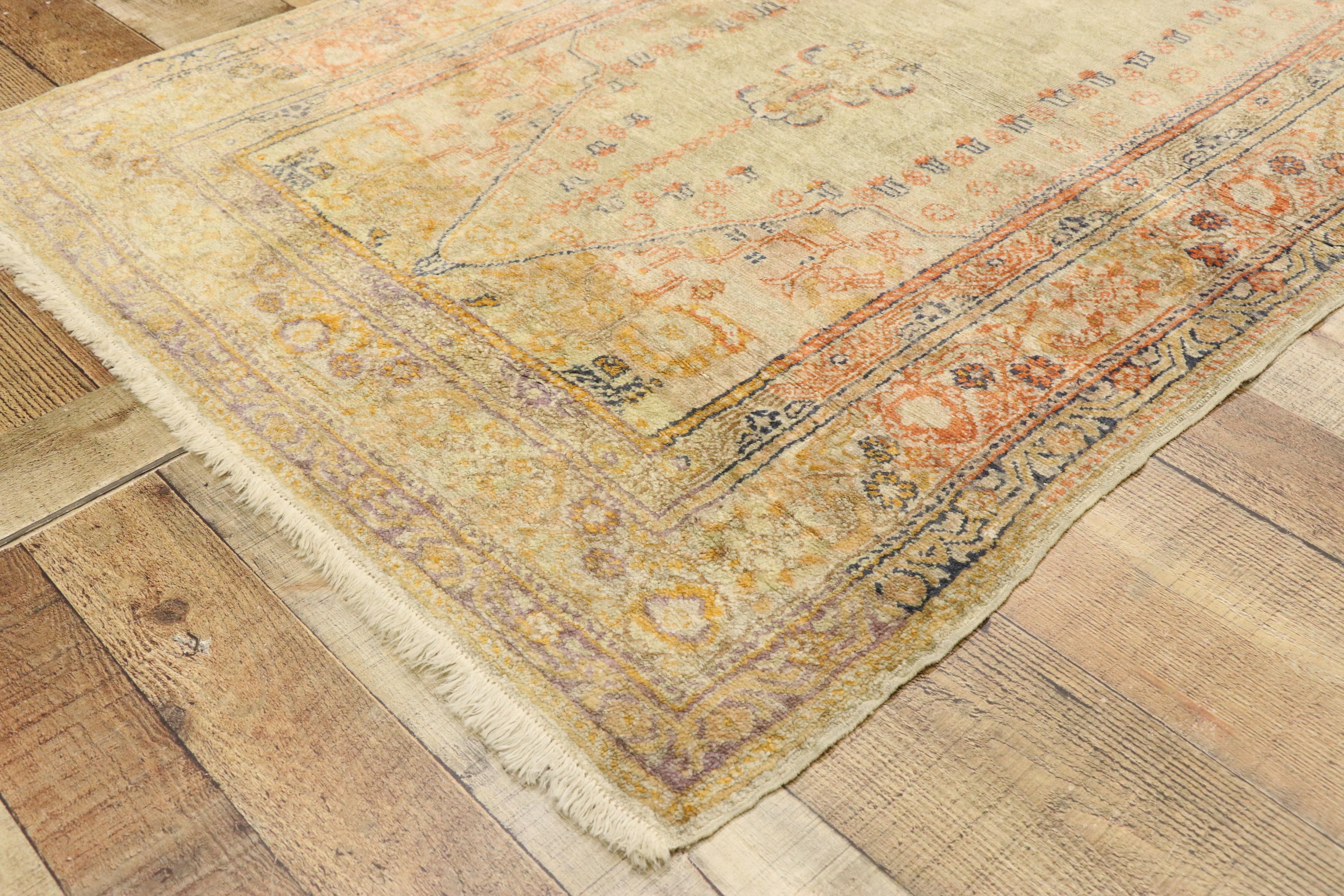 Vintage Turkish Sivas Prayer Rug with Pastel Hues In Good Condition For Sale In Dallas, TX