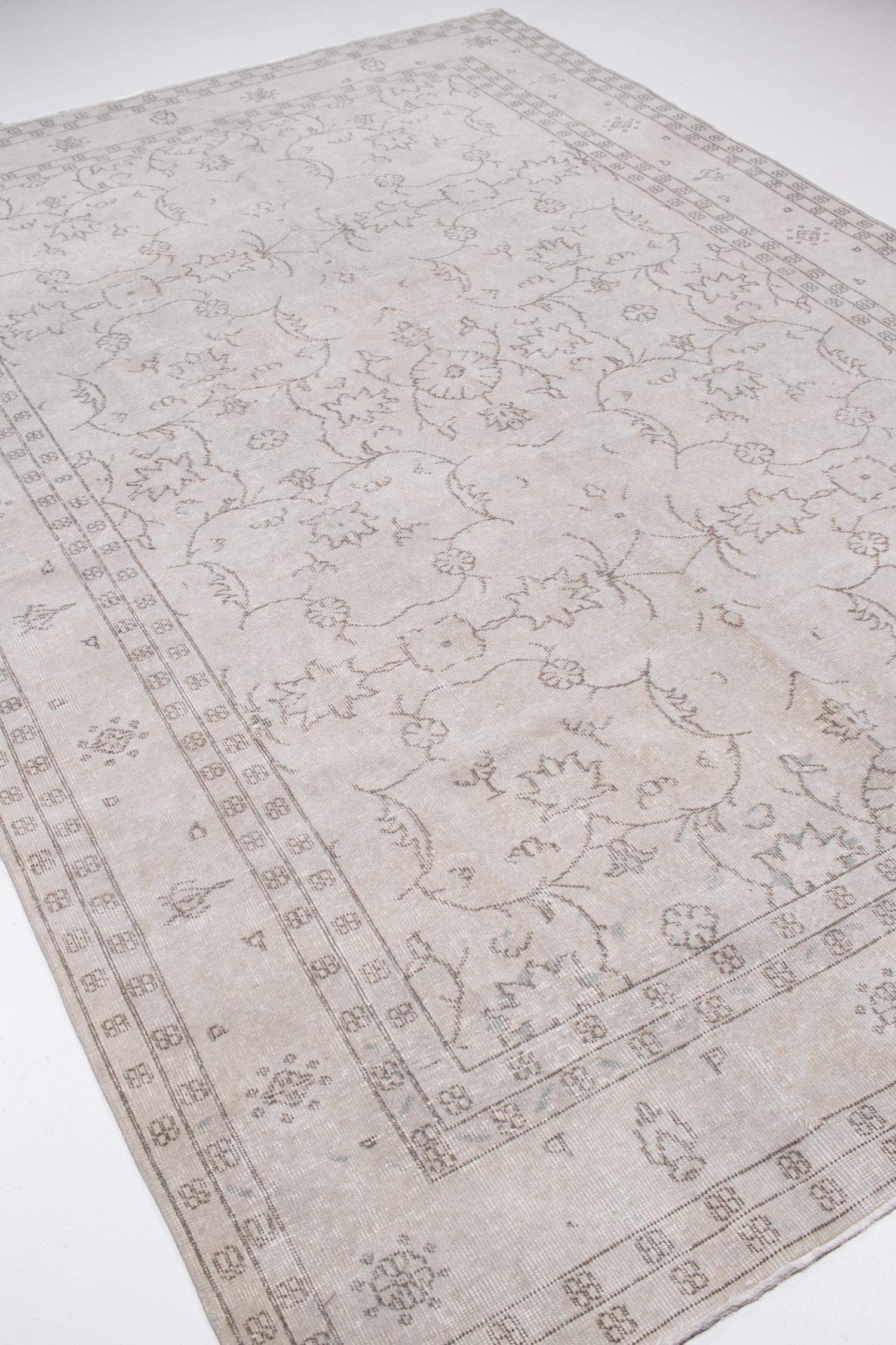 Türkischer Sivas-Teppich im Vintage-Stil (Wolle) im Angebot