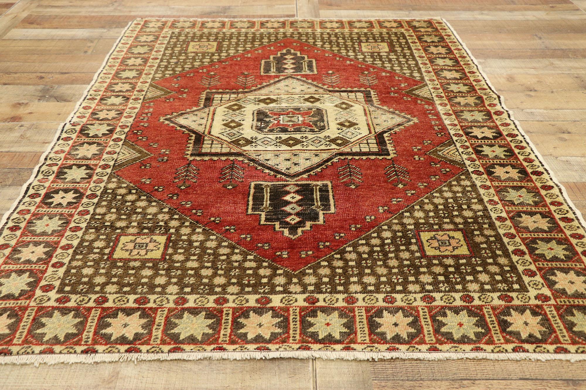 Türkischer Sivas-Teppich aus den 1950er Jahren mit traditionellem Stil (Wolle) im Angebot