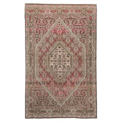 Vintage Turkish Sivas Rug in Raspberry Pink with Ivory Medallion, circa 1940