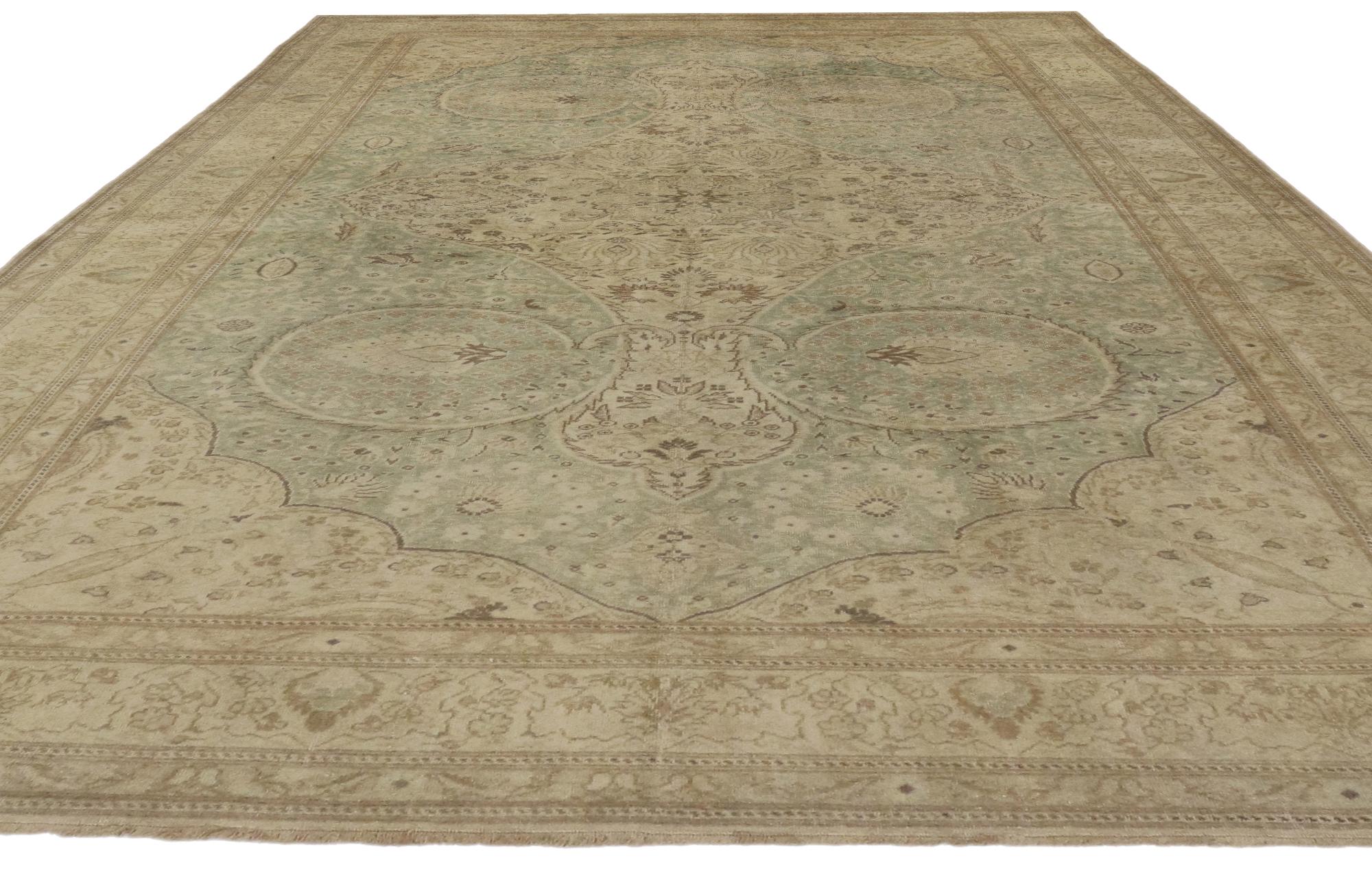 Distressed Vintage Turkish Sivas Rug with Modern Rustic Cotswold Cottage Style In Distressed Condition For Sale In Dallas, TX