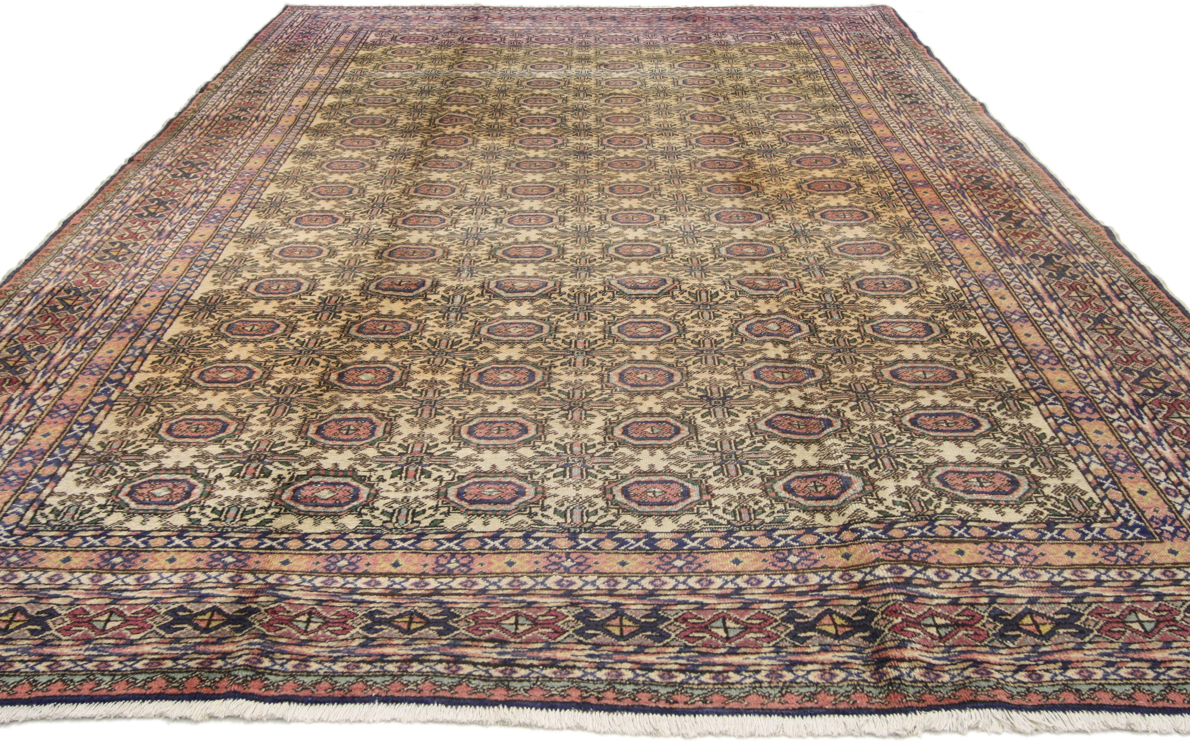 72681, vintage Turkish Sivas rug with Bohemian style, pink and purple hues. Luminous and densely ornamented, this hand-knotted wool vintage Turkish Sivas rug with Traditional Style features an all-over geometric pattern of octagons and cross motifs.