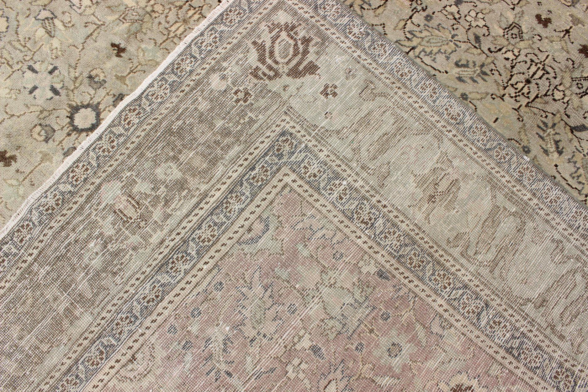 Vintage Turkish Sivas Rug with Floral Design in Earthy Neutrals  For Sale 2