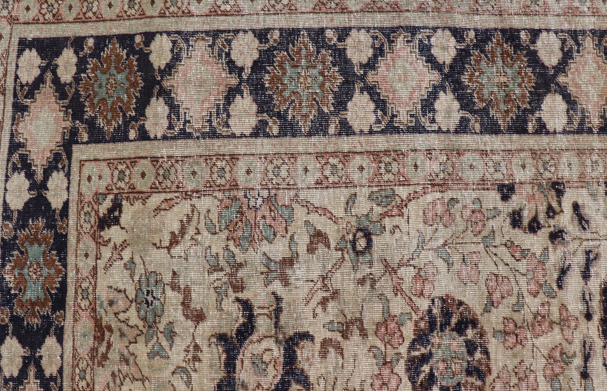 Vintage Türkisch Sivas Teppich mit floralen Mustern in Elfenbein und Brown 6'2 