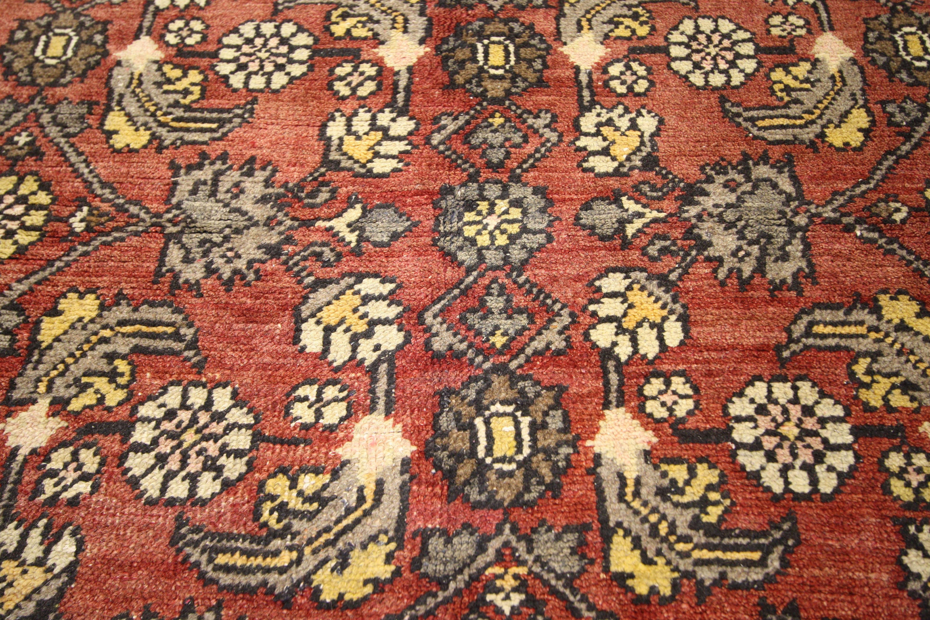 Mid-Century Modern Vintage Turkish Sivas Rug with Modern Traditional Style For Sale