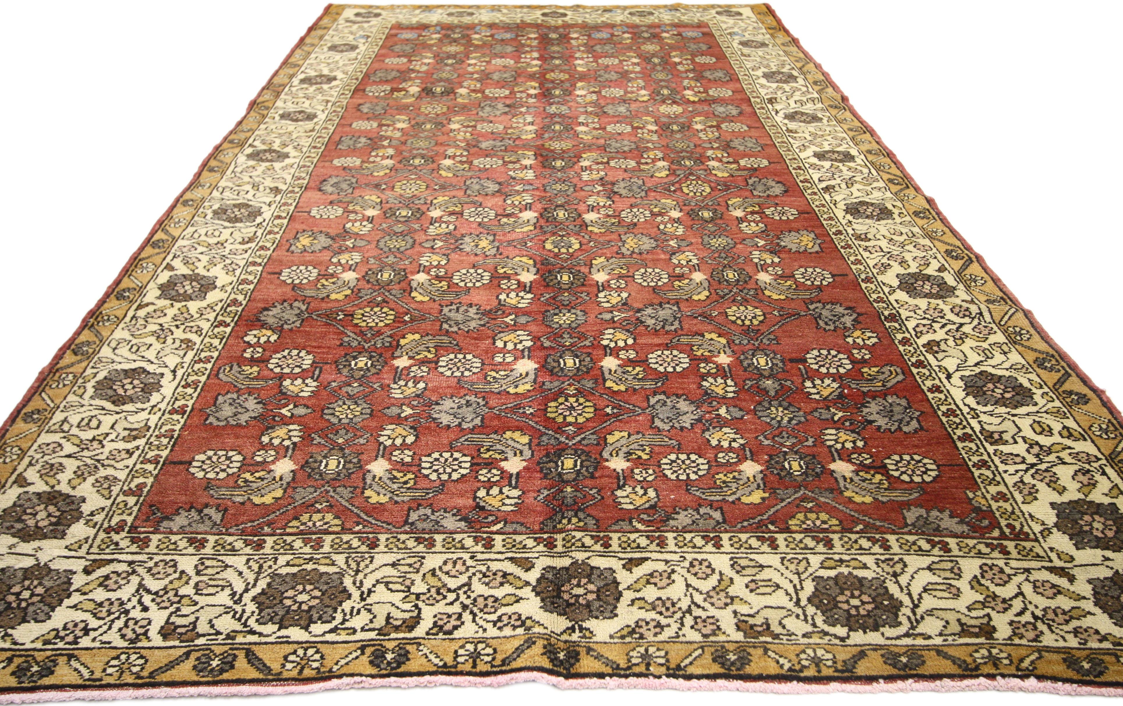 Hand-Knotted Vintage Turkish Sivas Rug with Modern Traditional Style For Sale