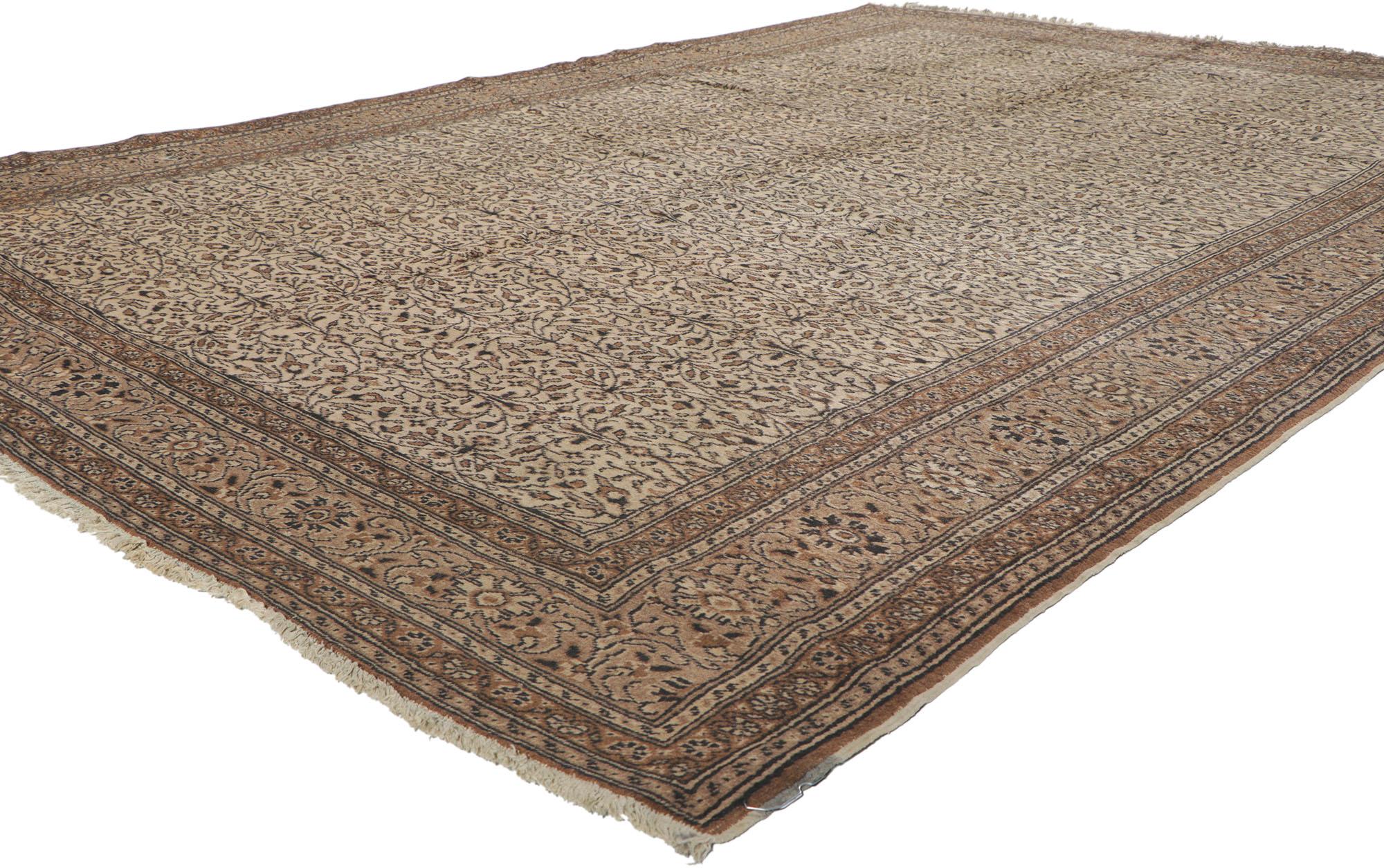 72682 Vintage Turkish Sivas Rug with Neoclassical Style. Showcasing timeless elegance in a demure color palette this hand knotted wool vintage Turkish Sivas rug features a repeating pattern creating an all-over floral lattice. It is enclosed with a