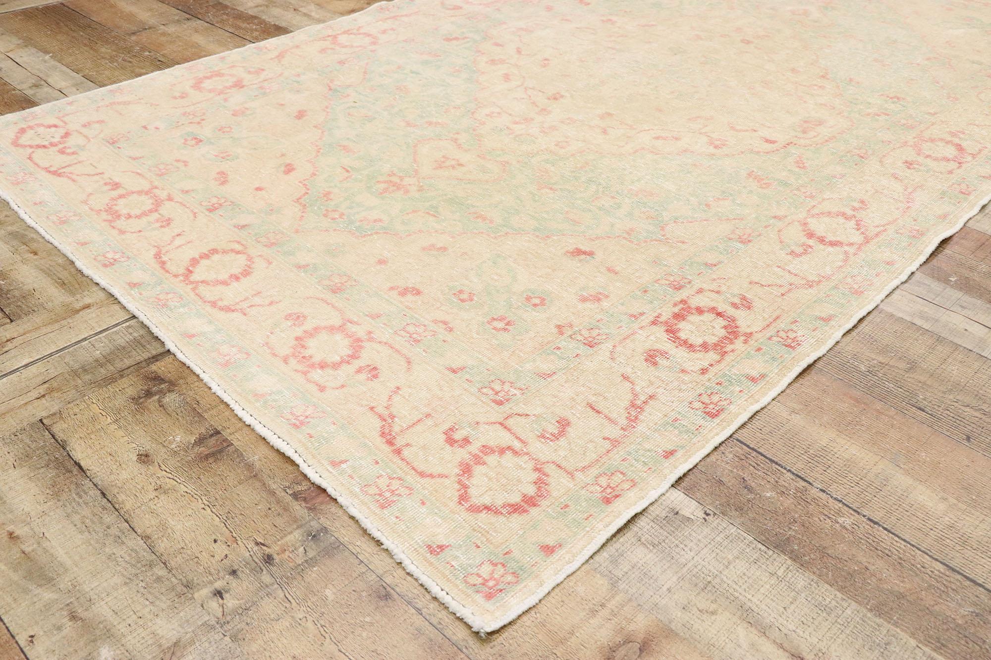 20th Century Vintage Turkish Sivas Rug with Romantic English Country Cottage Style For Sale