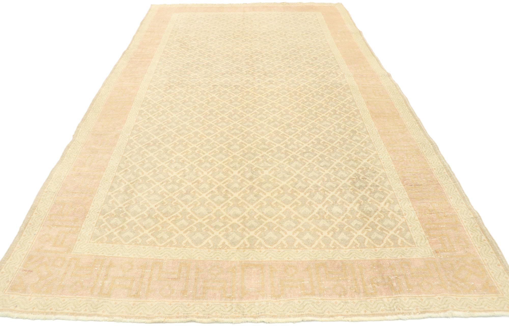Hand-Knotted Vintage Turkish Sivas Rug with Romantic Georgian Style For Sale