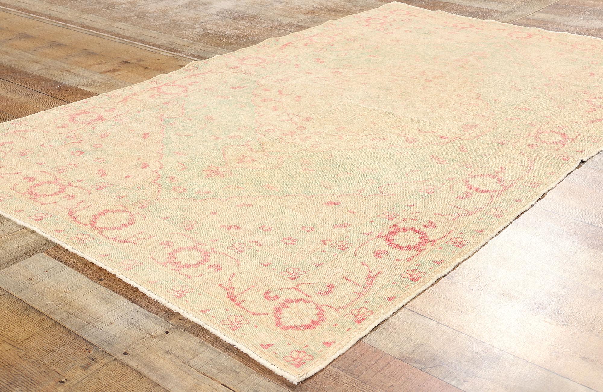 Wool Vintage Turkish Sivas Rug with Soft Earth-Tone Colors For Sale