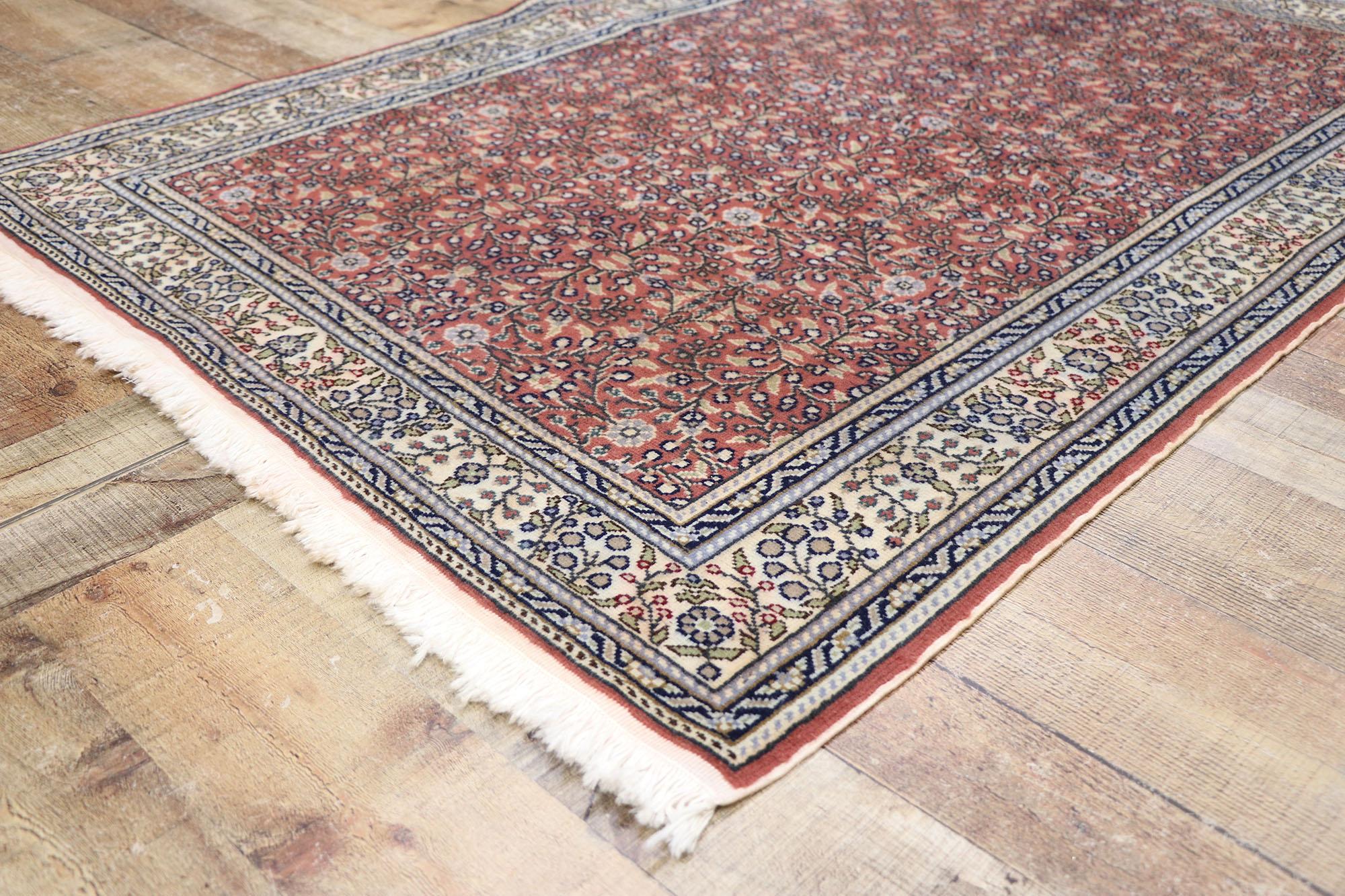 20th Century Vintage Turkish Sivas Rug with Traditional Style For Sale