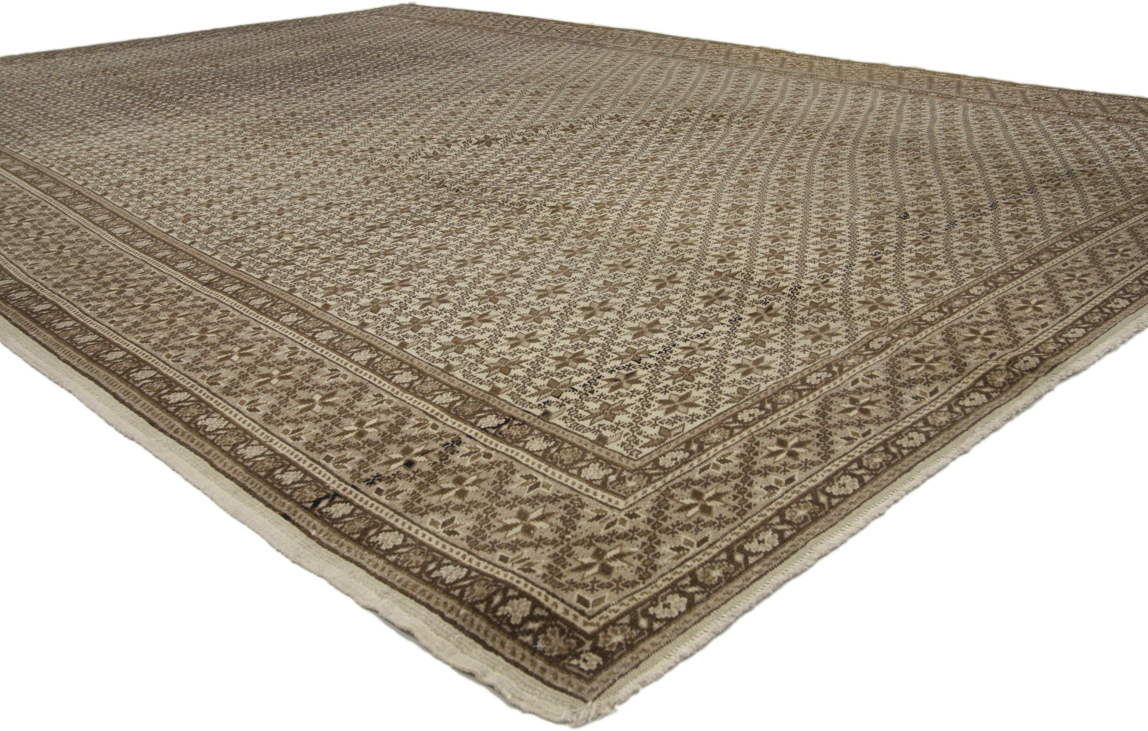72683 Vintage Turkish Sivas Rug with Warm, Neutral Colors and Colonial Style 06'06 X 09'07. This hand knotted wool antique-washed vintage Turkish Sivas rug features an all-over diamond lattice pattern overlaid across an abrashed beige field. Each
