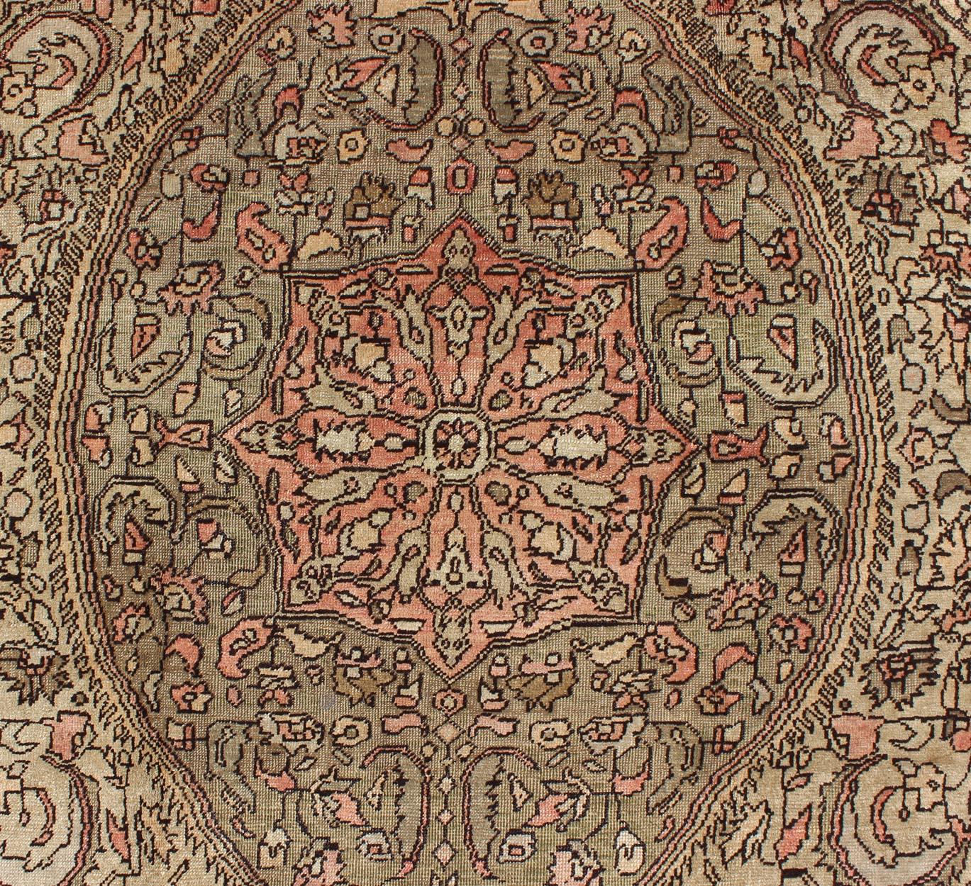 Vintage Turkish Sivas with Floral Central Medallion in Coral and Earthy Tones In Good Condition For Sale In Atlanta, GA