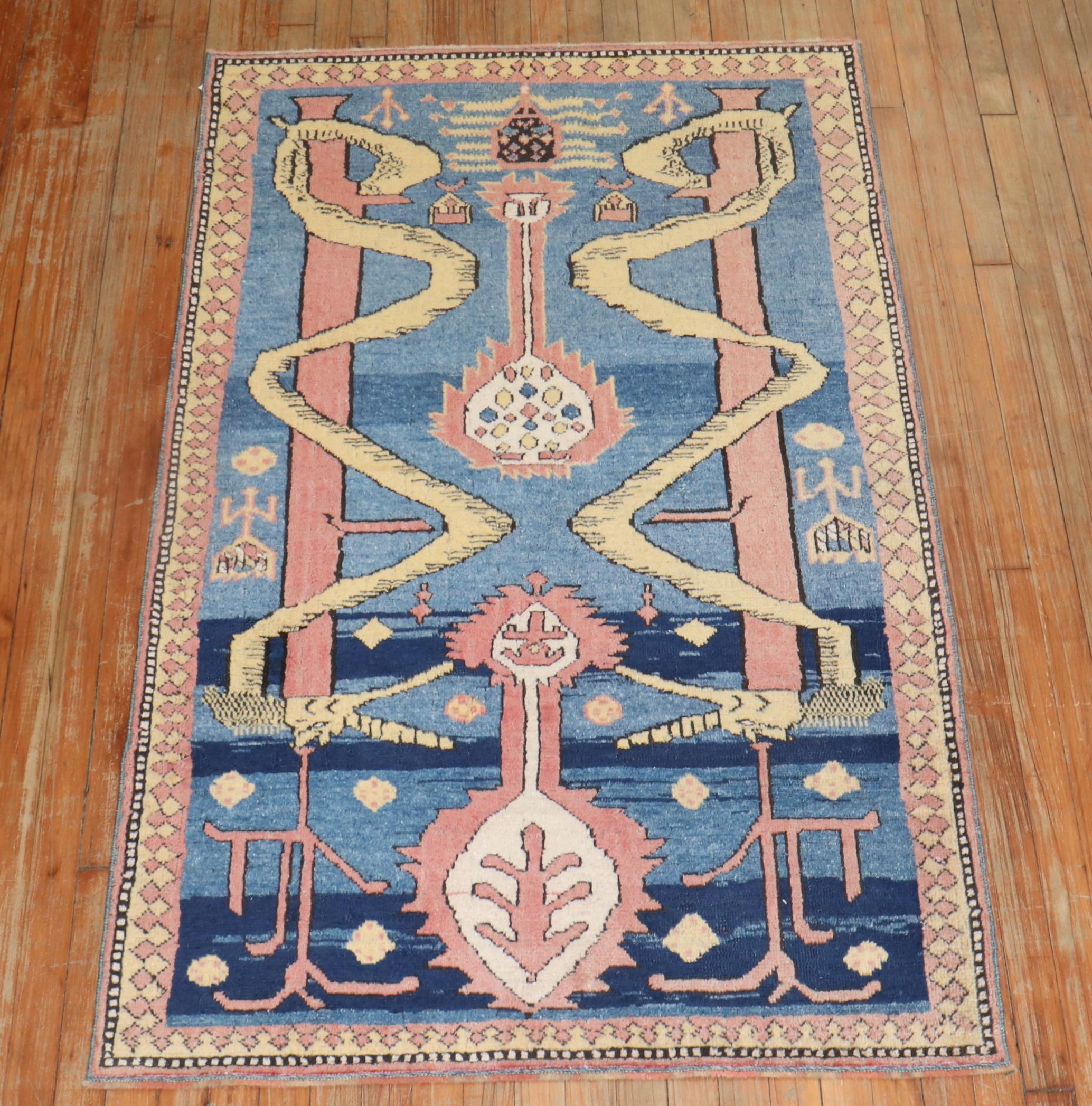 Türkischer Teppich mit Schlangenmuster, Vintage (Volkskunst) im Angebot