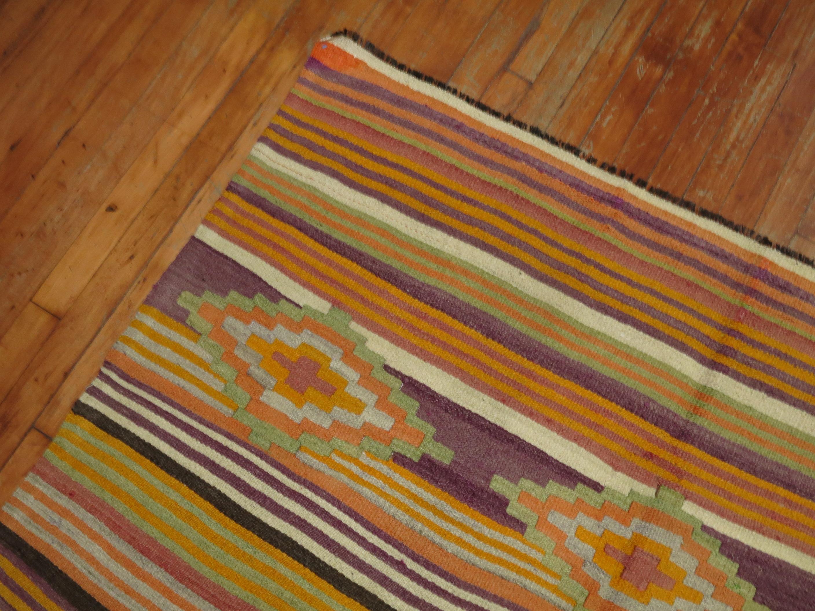 Vintage Turkish Square 5 foot Kilim In Good Condition For Sale In New York, NY