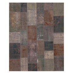 Türkischer quadratischer Overdyed-Teppich im Patchwork-Stil  7'11 x 8'6
