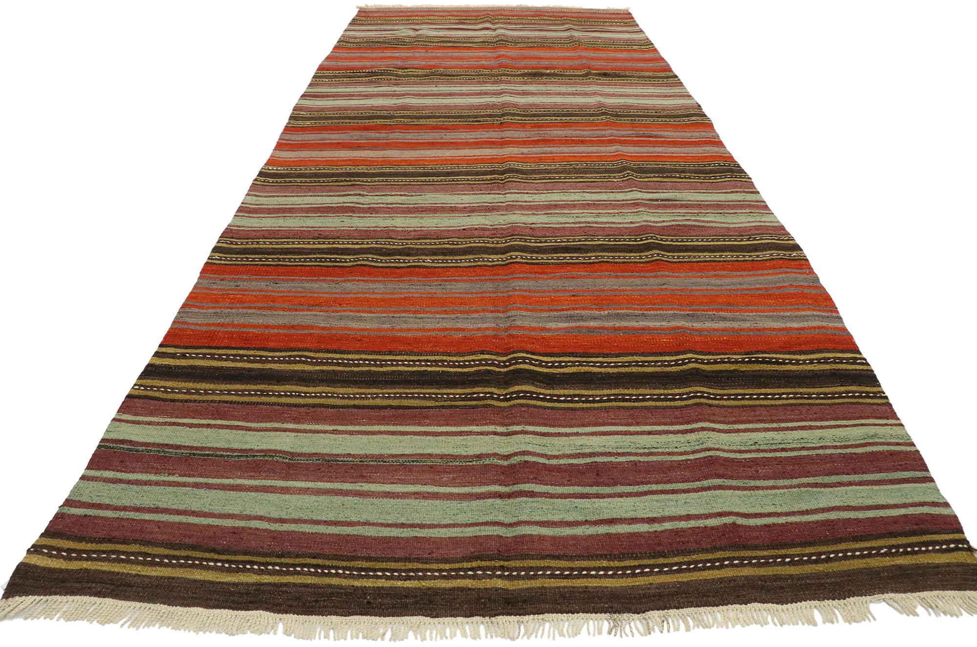 Türkischer gestreifter Kelim-Teppich, Vintage (Handgewebt) im Angebot