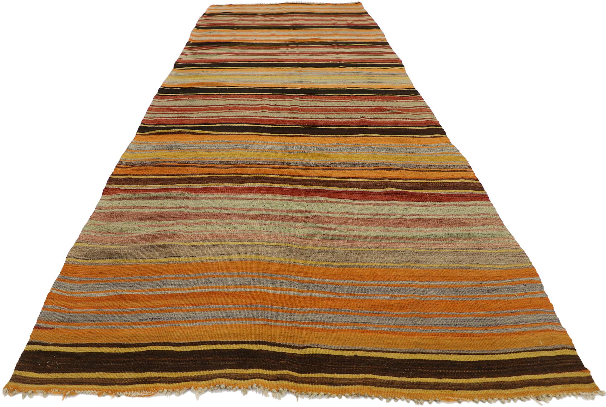 Vintage Turkish Striped Kilim Rug In Good Condition For Sale In Dallas, TX