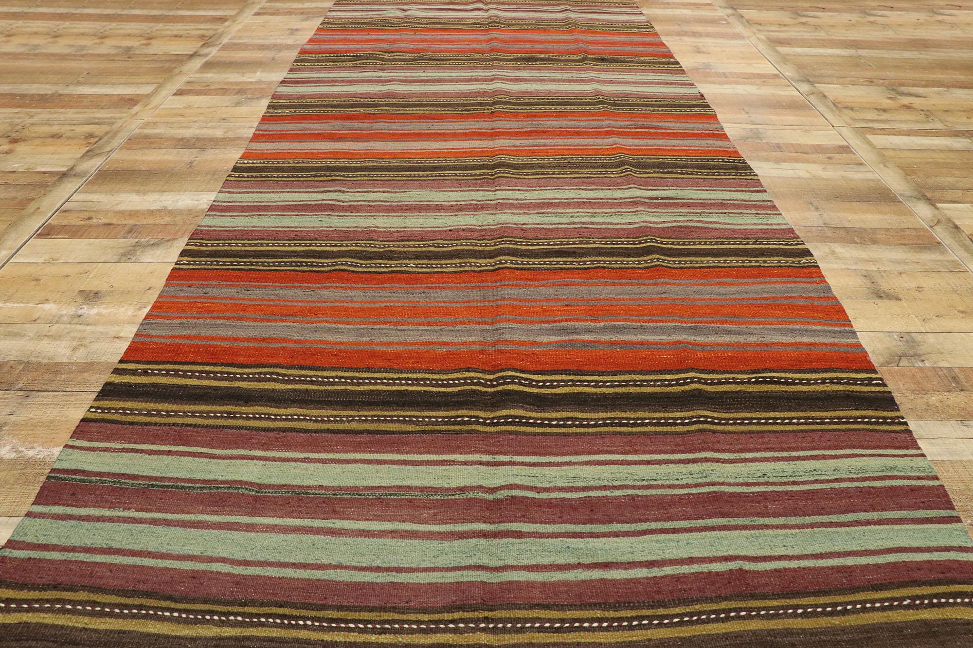 Türkischer gestreifter Kelim-Teppich, Vintage im Angebot 1