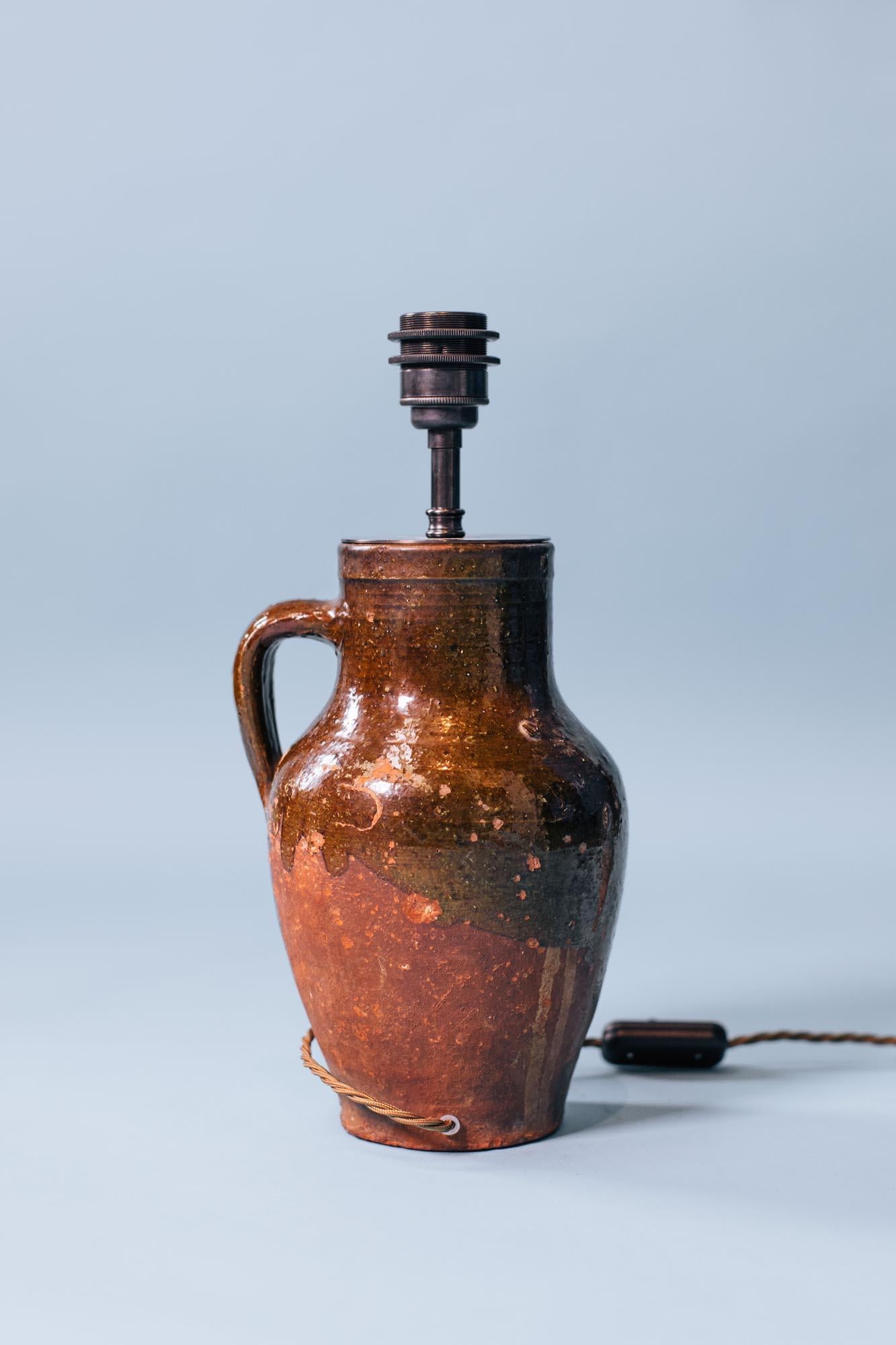 Lámpara de sobremesa vintage turca de terracota con esmalte de cobre, Siglo XX Rústico en venta
