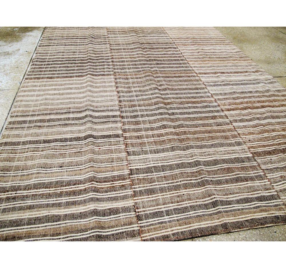 Hand-Woven Vintage Turkish Textile Flat-Weave Rug For Sale