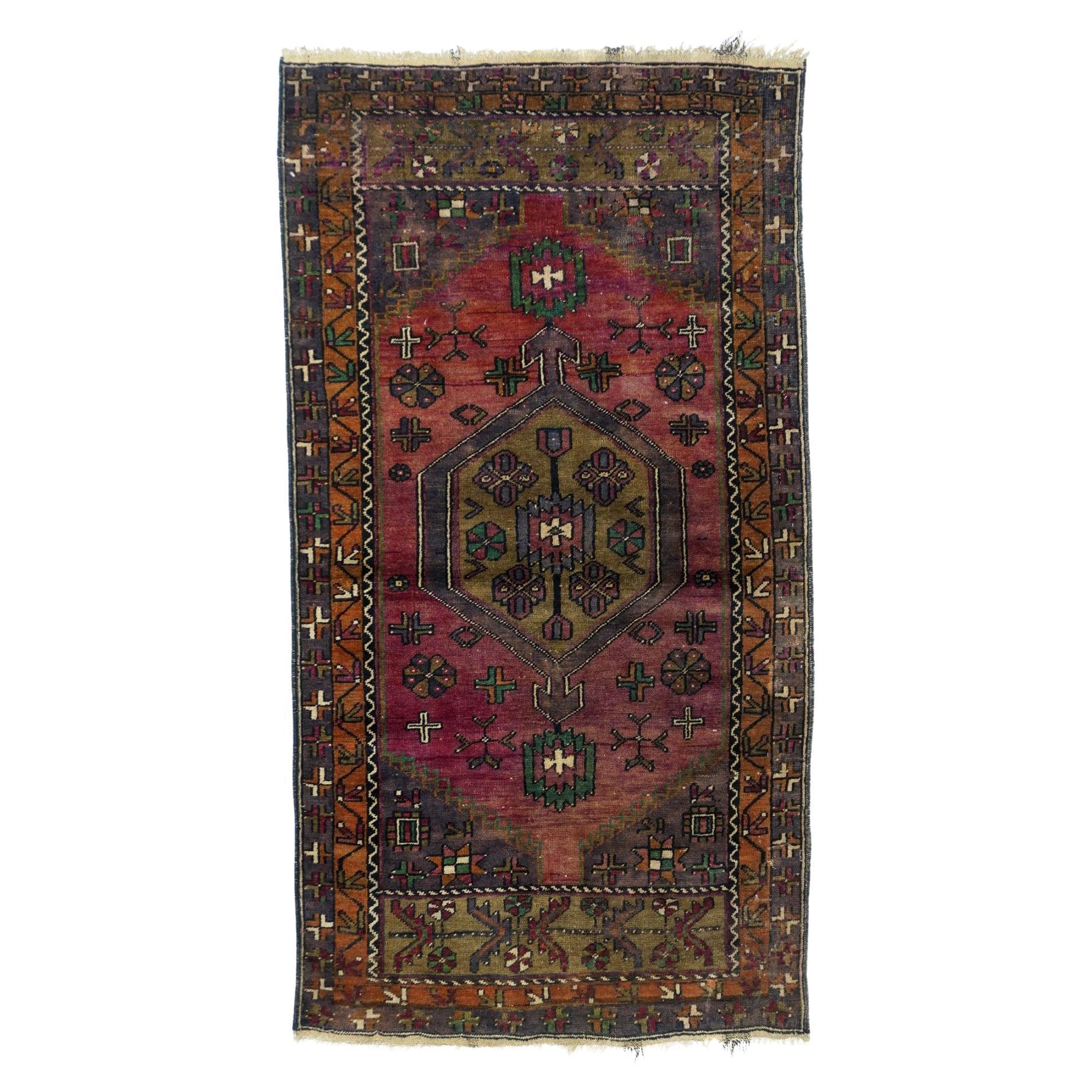 Vintage Türkisch Stammes-Teppich 3' x 5'7'' im Angebot