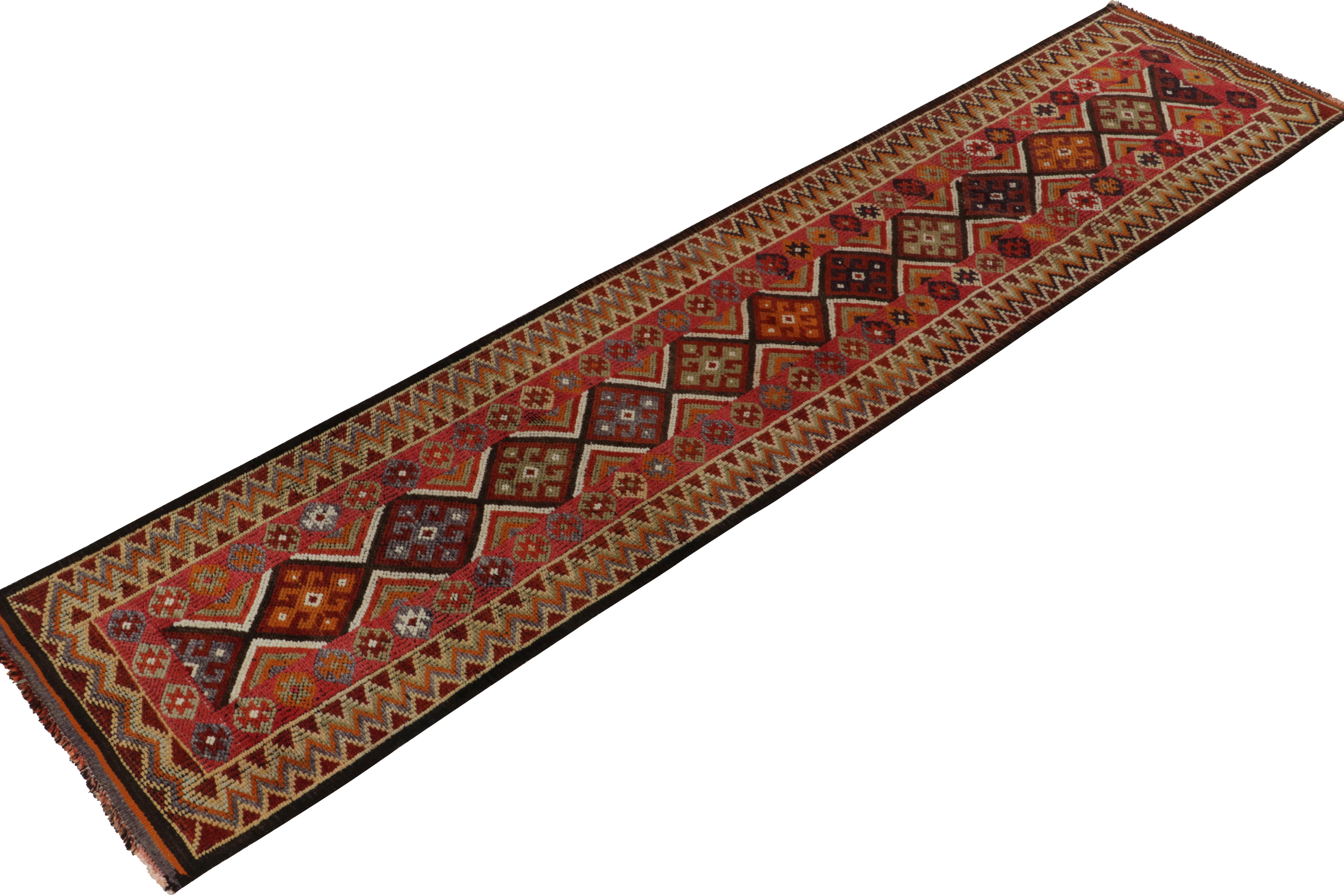 From R&K Principal Josh Nazmiyal’s latest acquisitions, a distinguished vintage runner originating from Turkey circa 1950-1960. 

On the Design: The symmetric geometric design features traditional motifs encased in diamond patterns continuing from