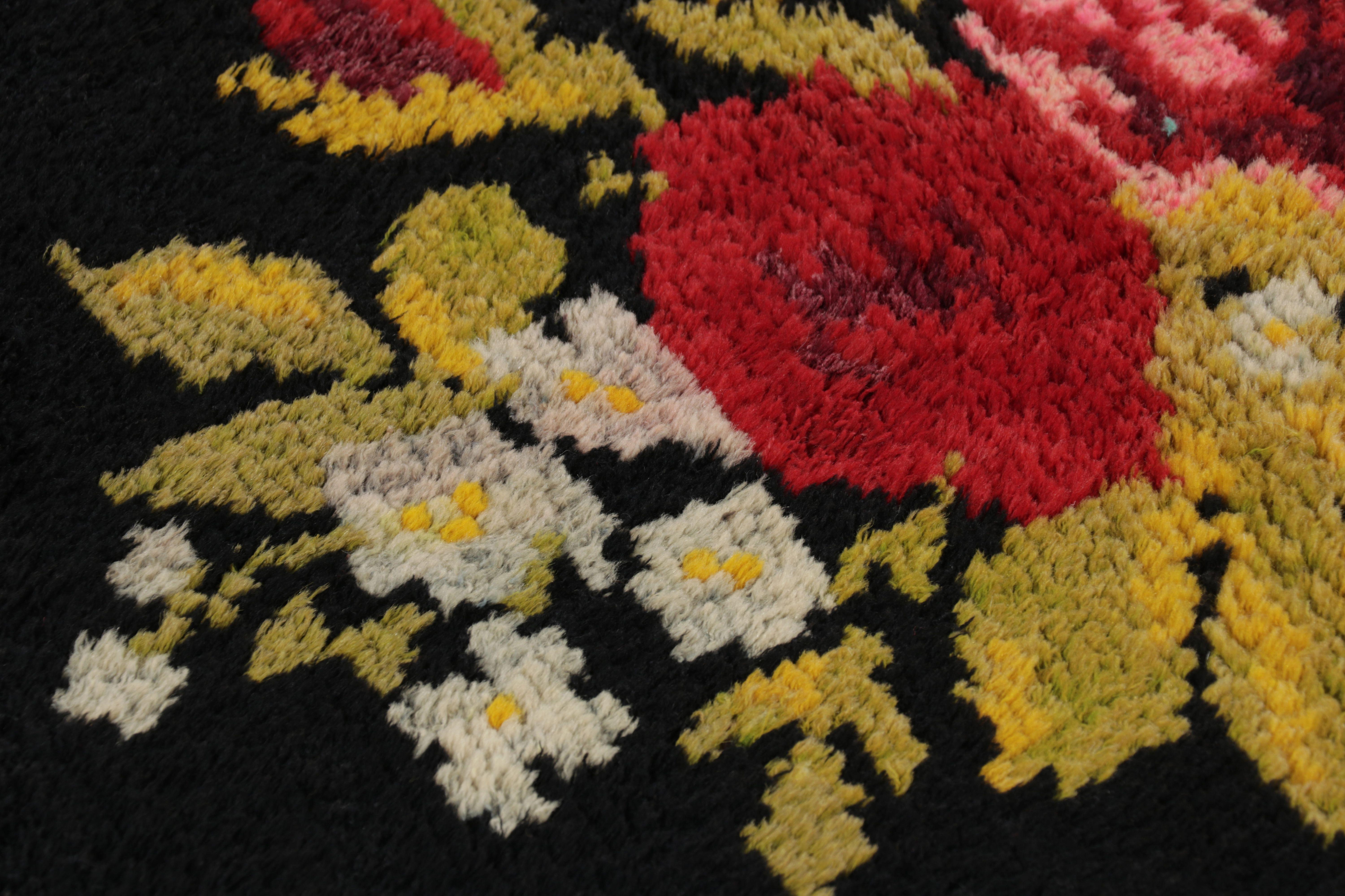 Mid-20th Century Vintage Turkish Tulu, Bessarabian Inspired Floral Rug Rose Motif - Rug & Kilim For Sale