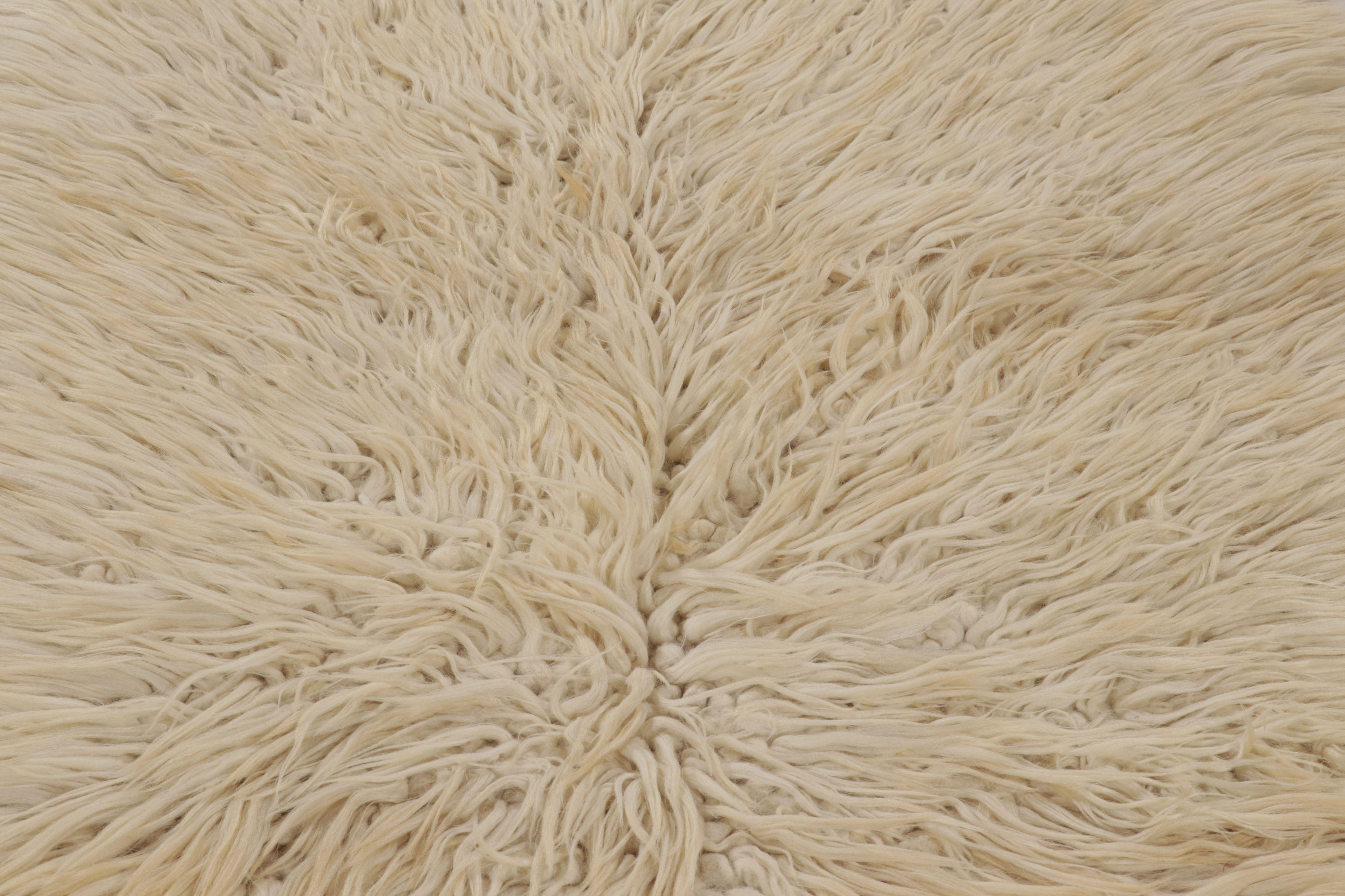 Noué à la main Tapis turc vintage Tulu, laine beige avec poils doux - Rug & Kilim en vente