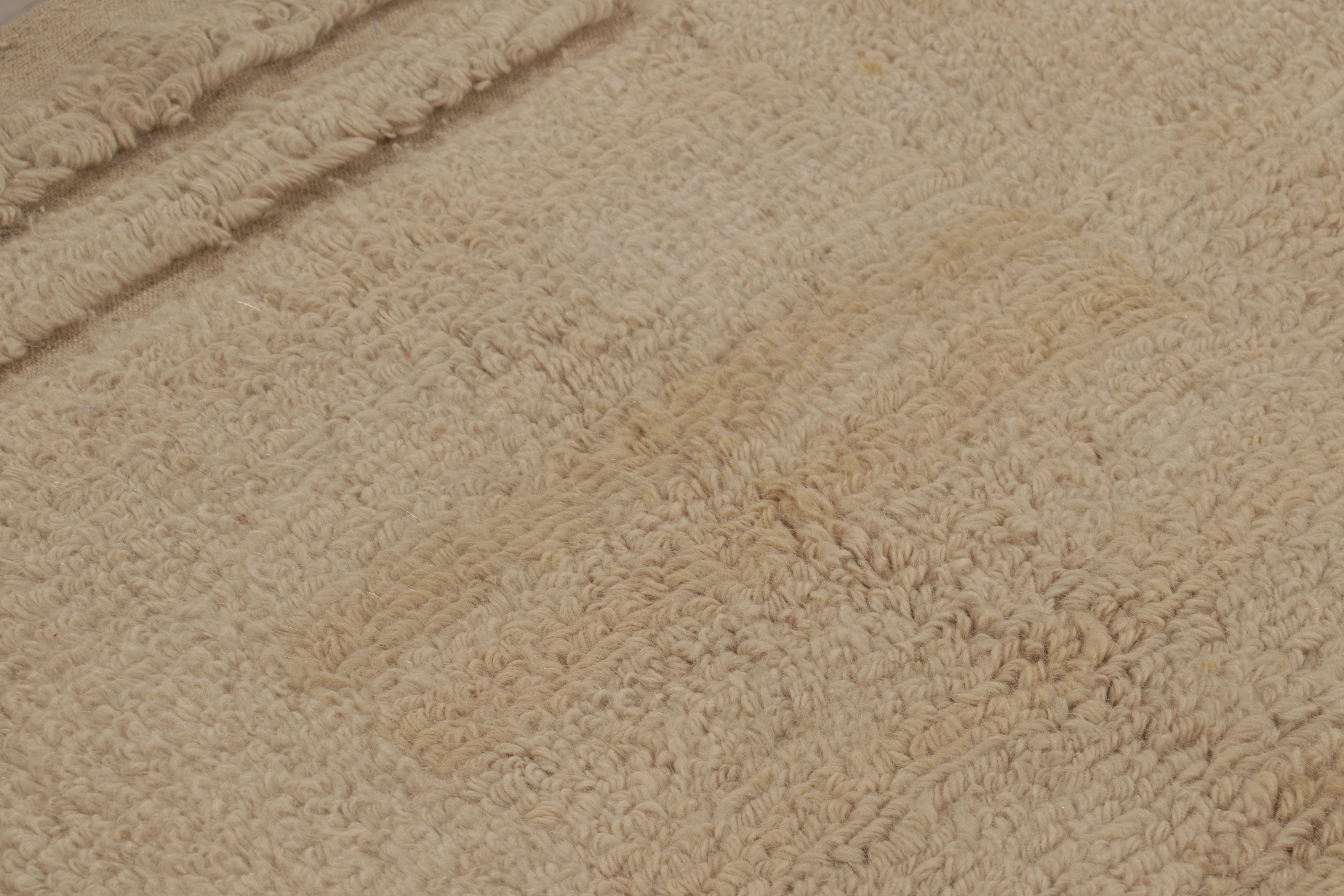 Noué à la main Tapis turc vintage Tulu, laine beige avec poils doux - Rug & Kilim en vente