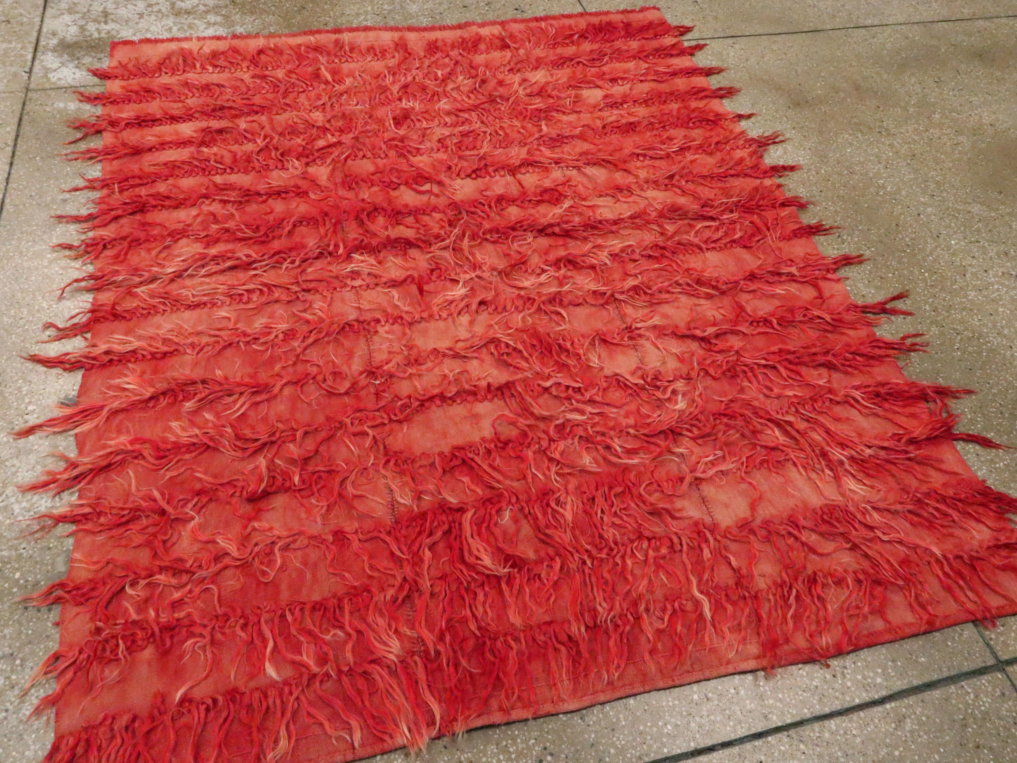 Mid-20th Century Shaggy Turkish Rug With A Red Tribal Design In Good Condition For Sale In New York, NY
