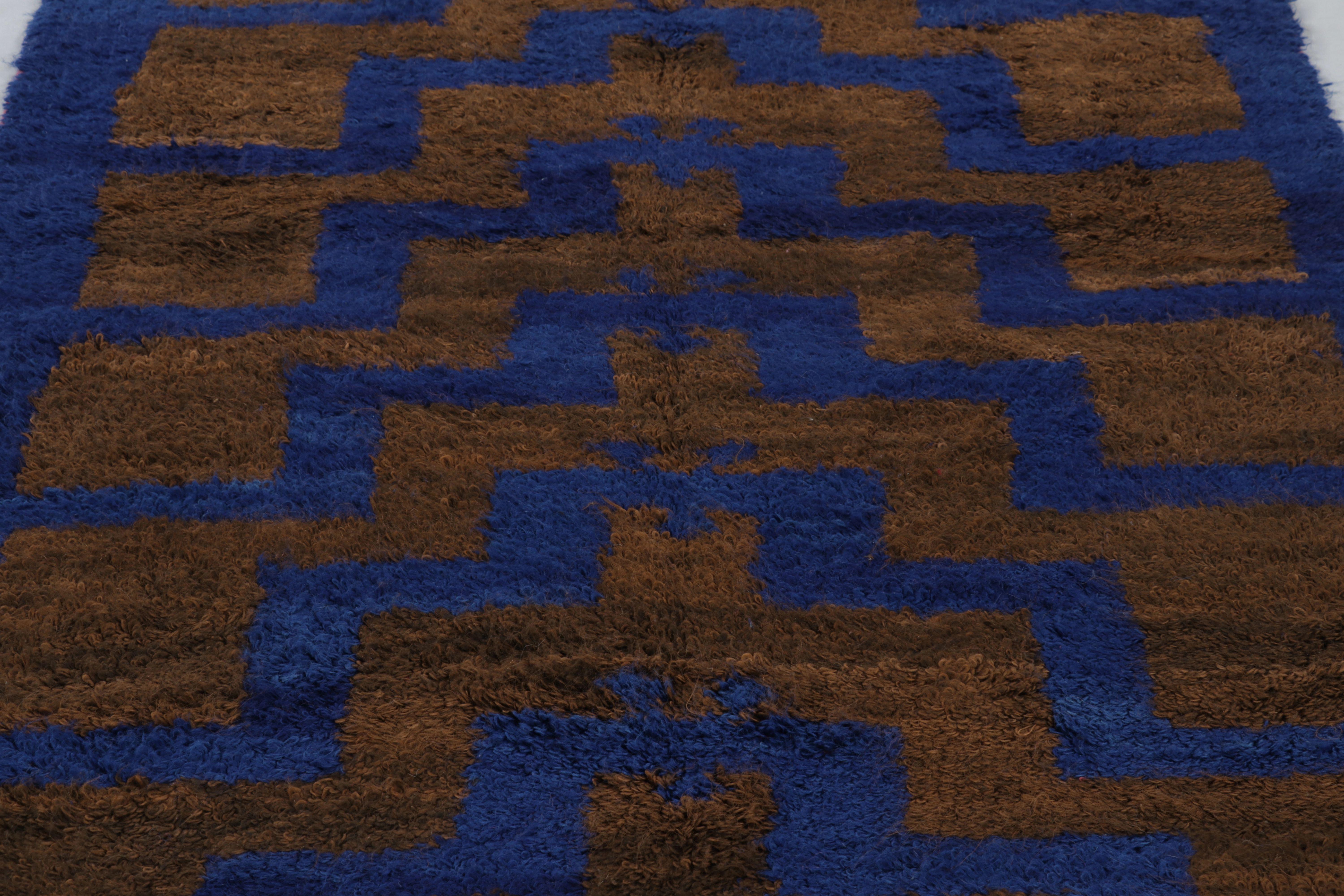 Lana Tappeto turco vintage Tulu, blu navy e marrone con motivo geometrico - Rug & Kilim in vendita