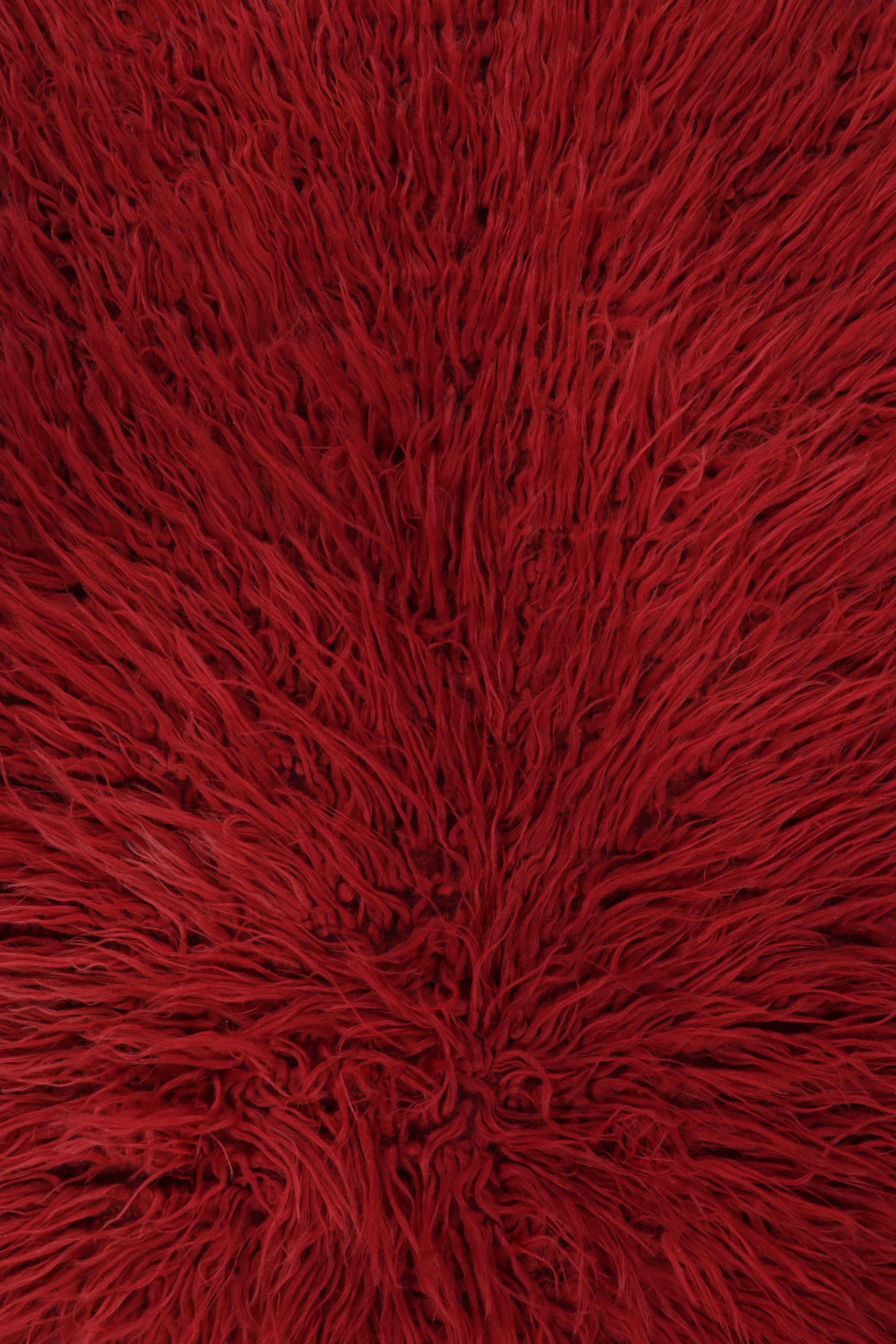 Noué à la main Tapis turc vintage Tulu, laine rouge chaude avec poils doux - Rug & Kilim en vente