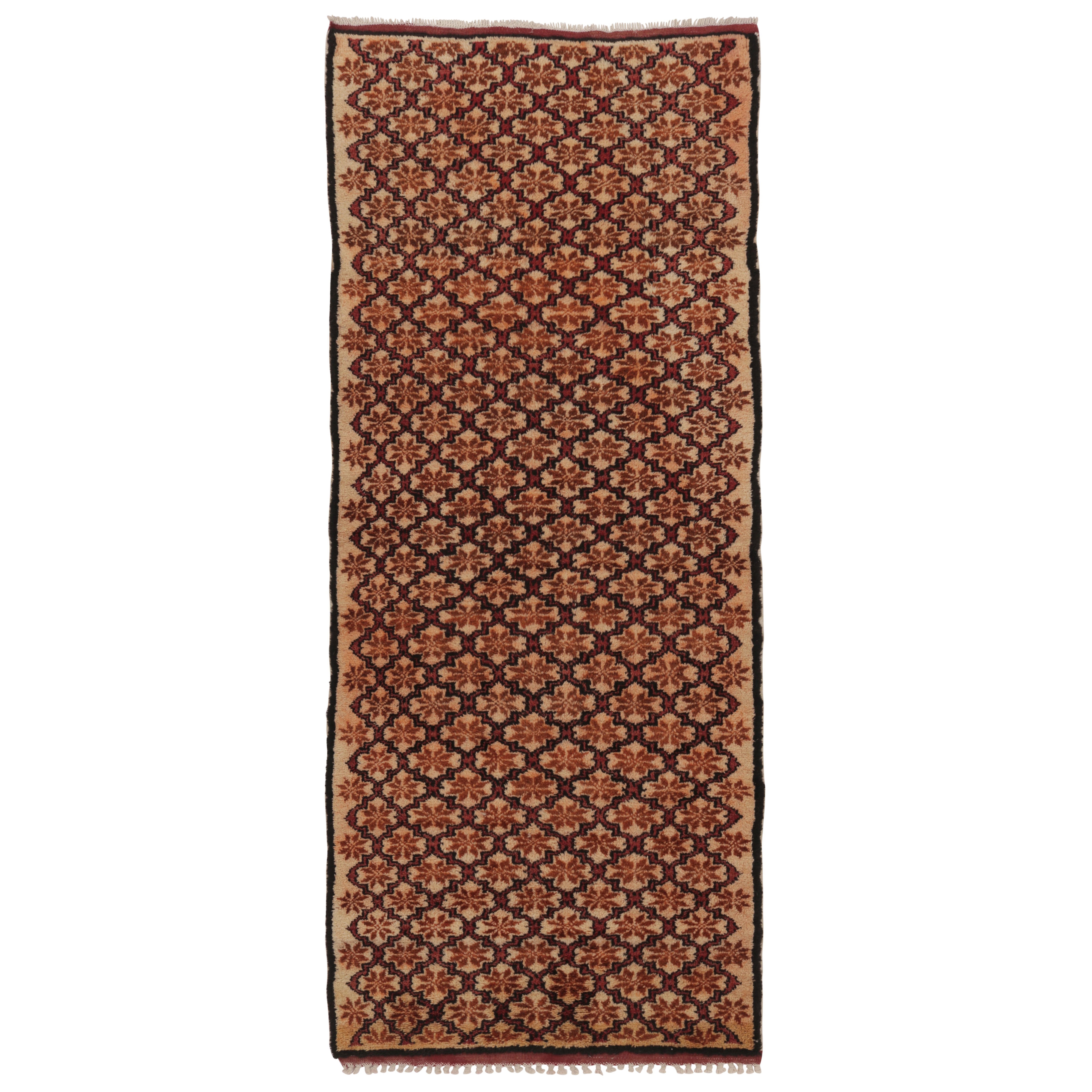 Vintage Turkish Tulu Runner, Deep Red Field with Floral Patterns - Rug 
Kilim For Sale