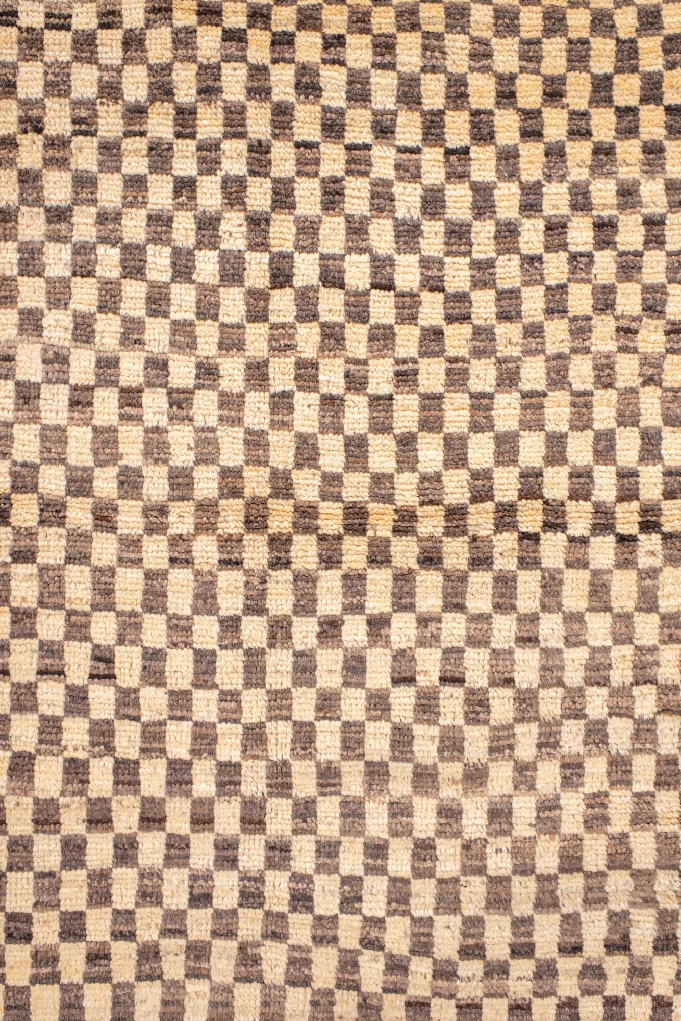 Vintage Turkish Tulu with Checkerboard Pattern In Good Condition For Sale In New York, NY