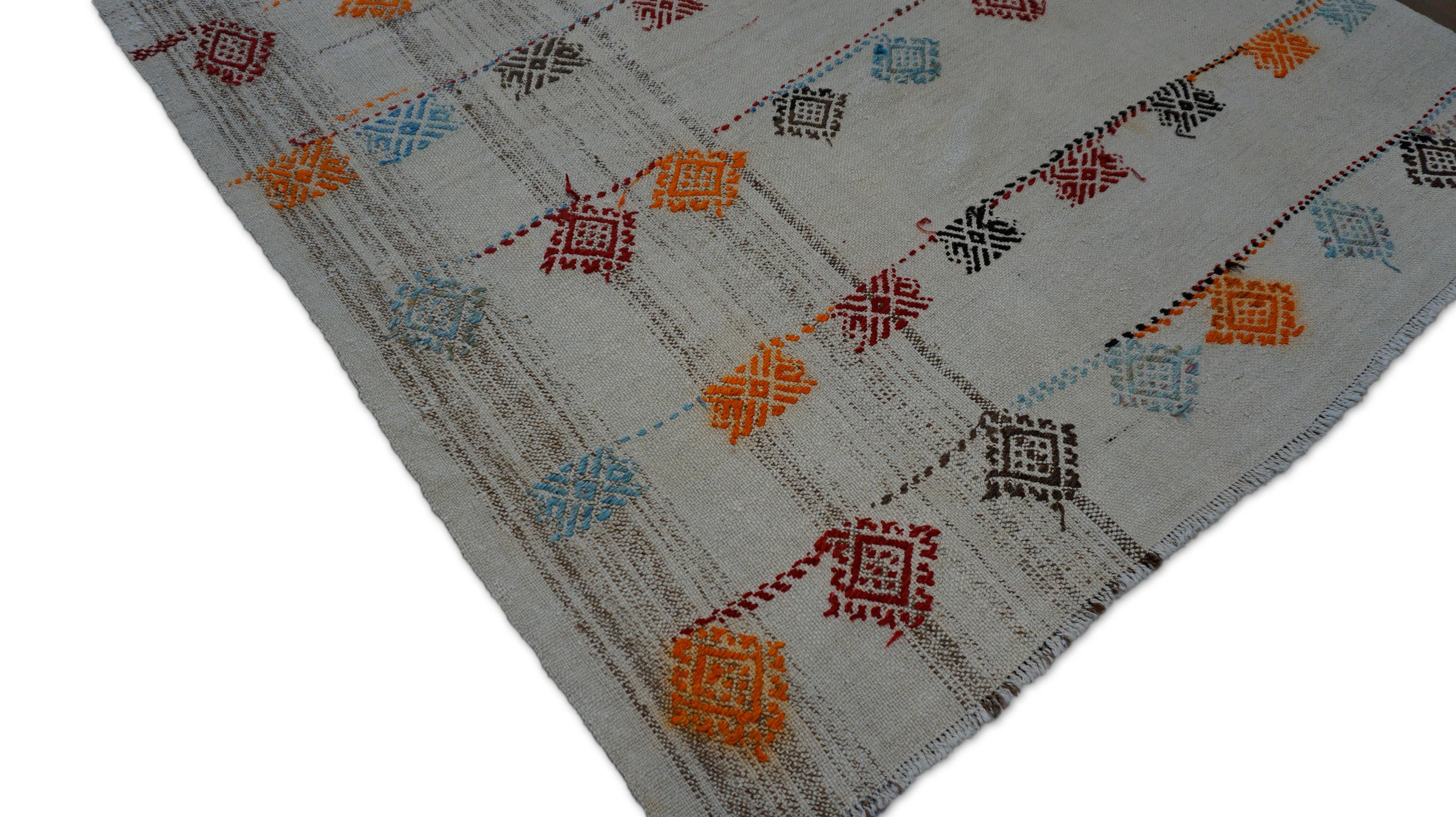 Kilim turco vintage de lana tülü 5'7''x9'2'' siglo XX en venta