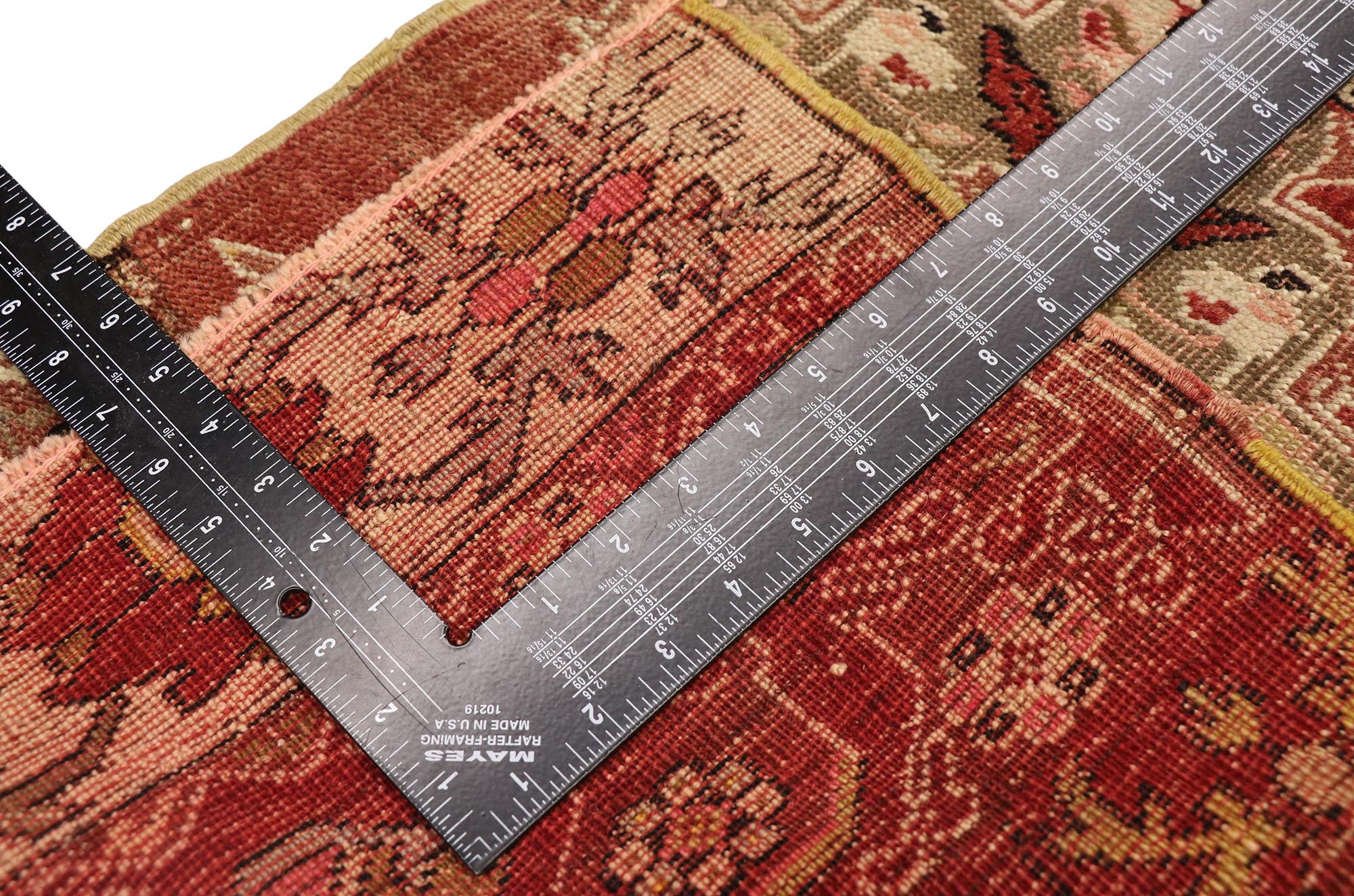 Vintage Turkish Wagireh Carpet, Timeless Appeal Meets Stylish Durability In Good Condition For Sale In Dallas, TX