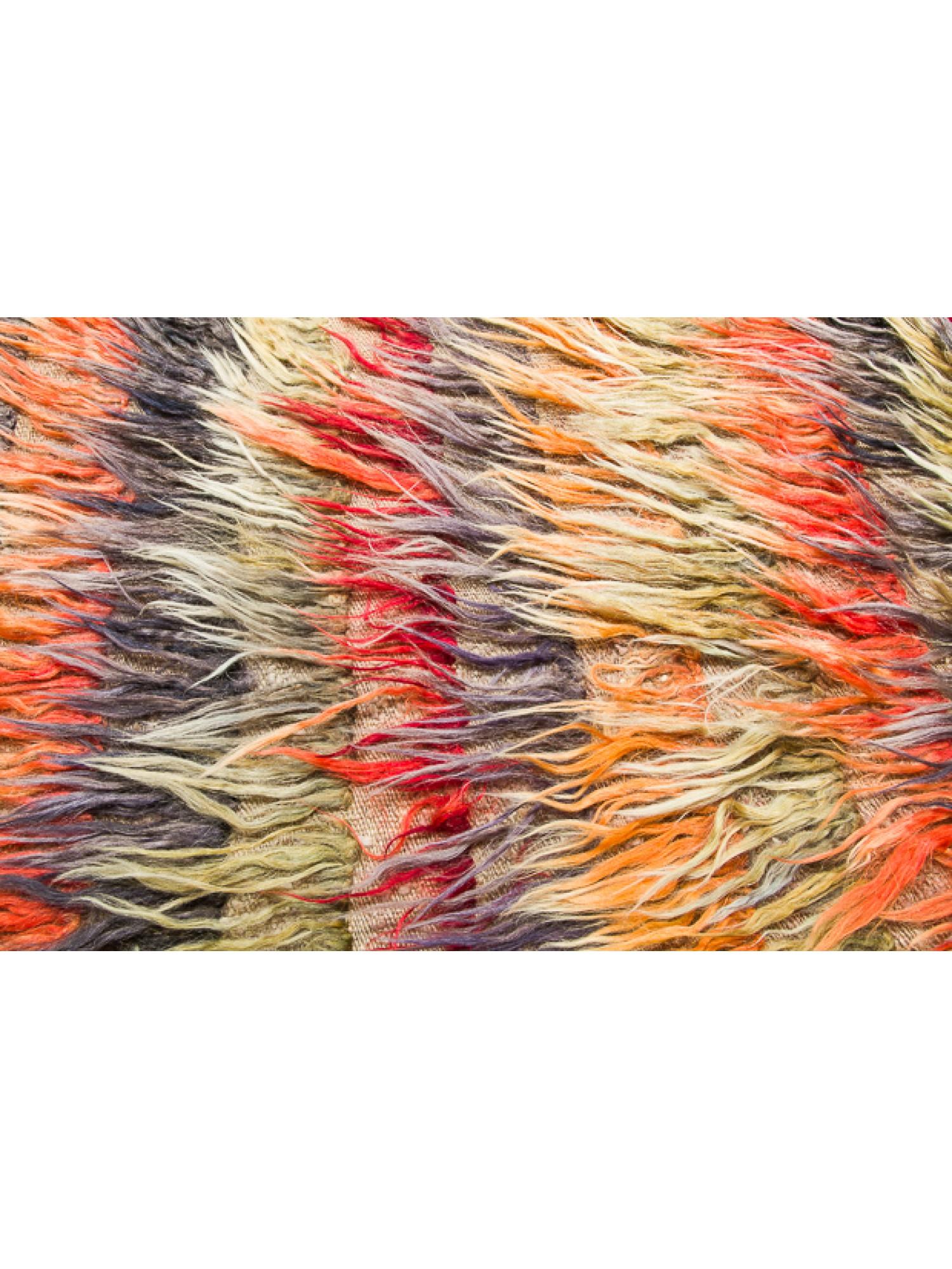 Vintage Turkish Western Anatolian Tulu Carpet, Shaggy Kilim Wool Long Hair Rug In Good Condition For Sale In Tokyo, JP