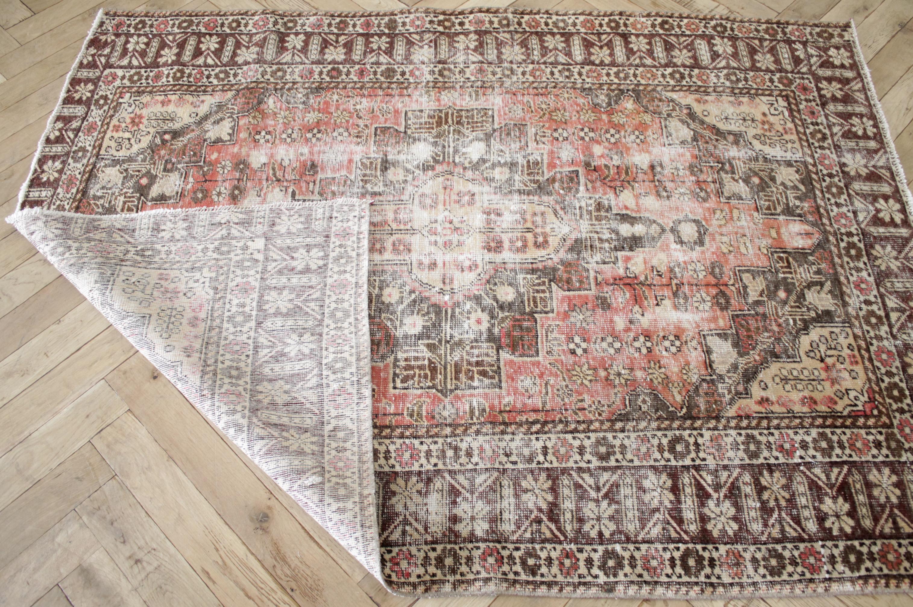 Vintage Turkish Wool Rug 1