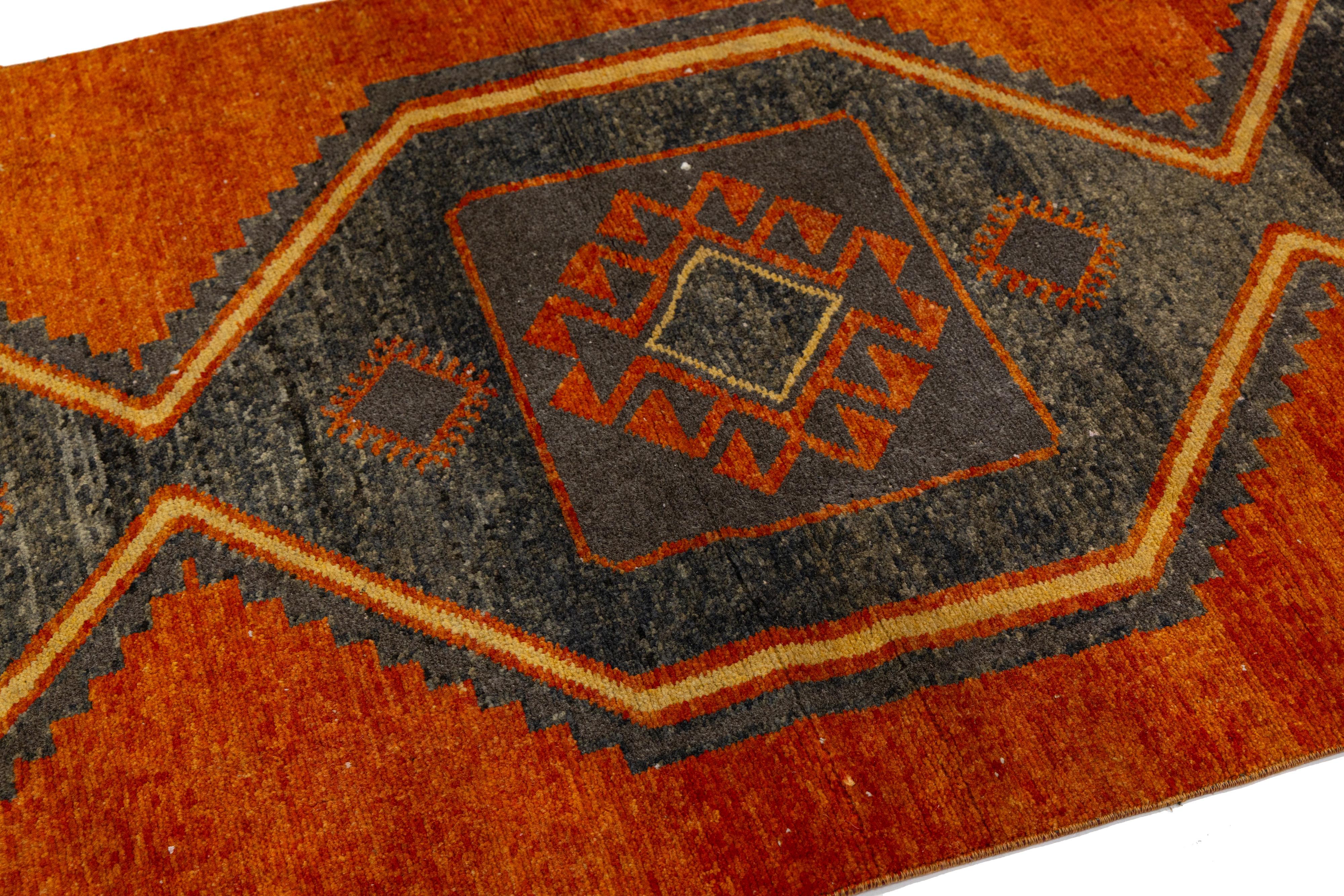 Vintage Turkish Wool Runner In Gray and Orange with Hexagonal Tribal Motifs For Sale 4