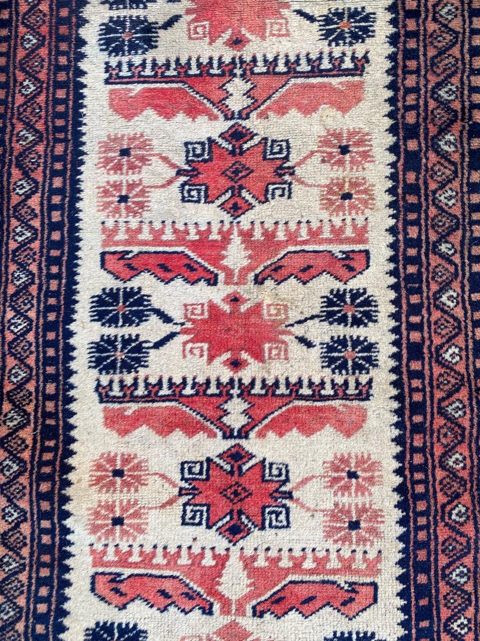 Türkischer Yagcibedir-Läufer im Vintage-Stil (Rustikal) im Angebot